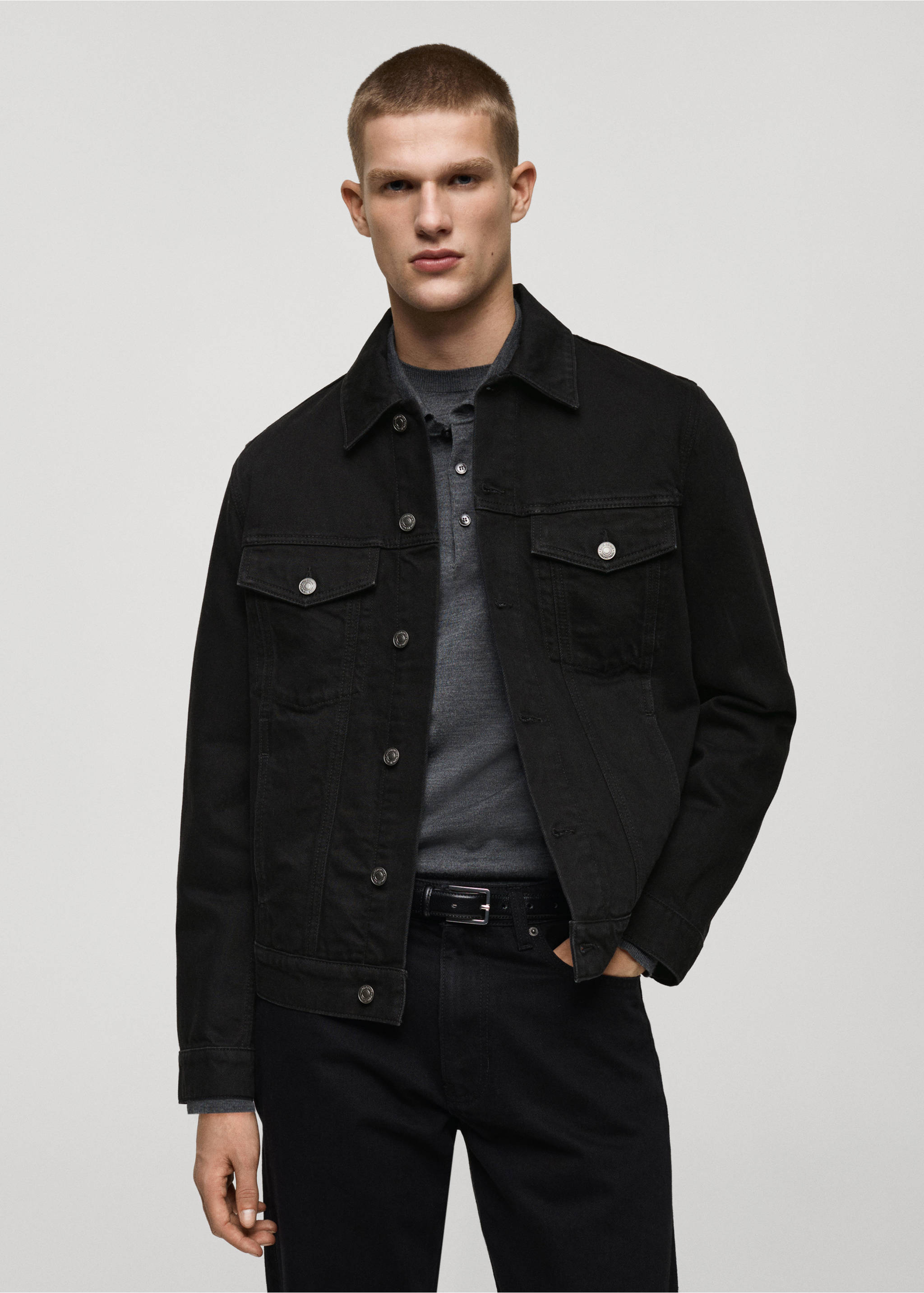 Cazadora vaquera bolsillos - Plano medio, Denim negro. Ref: 87024398-00.