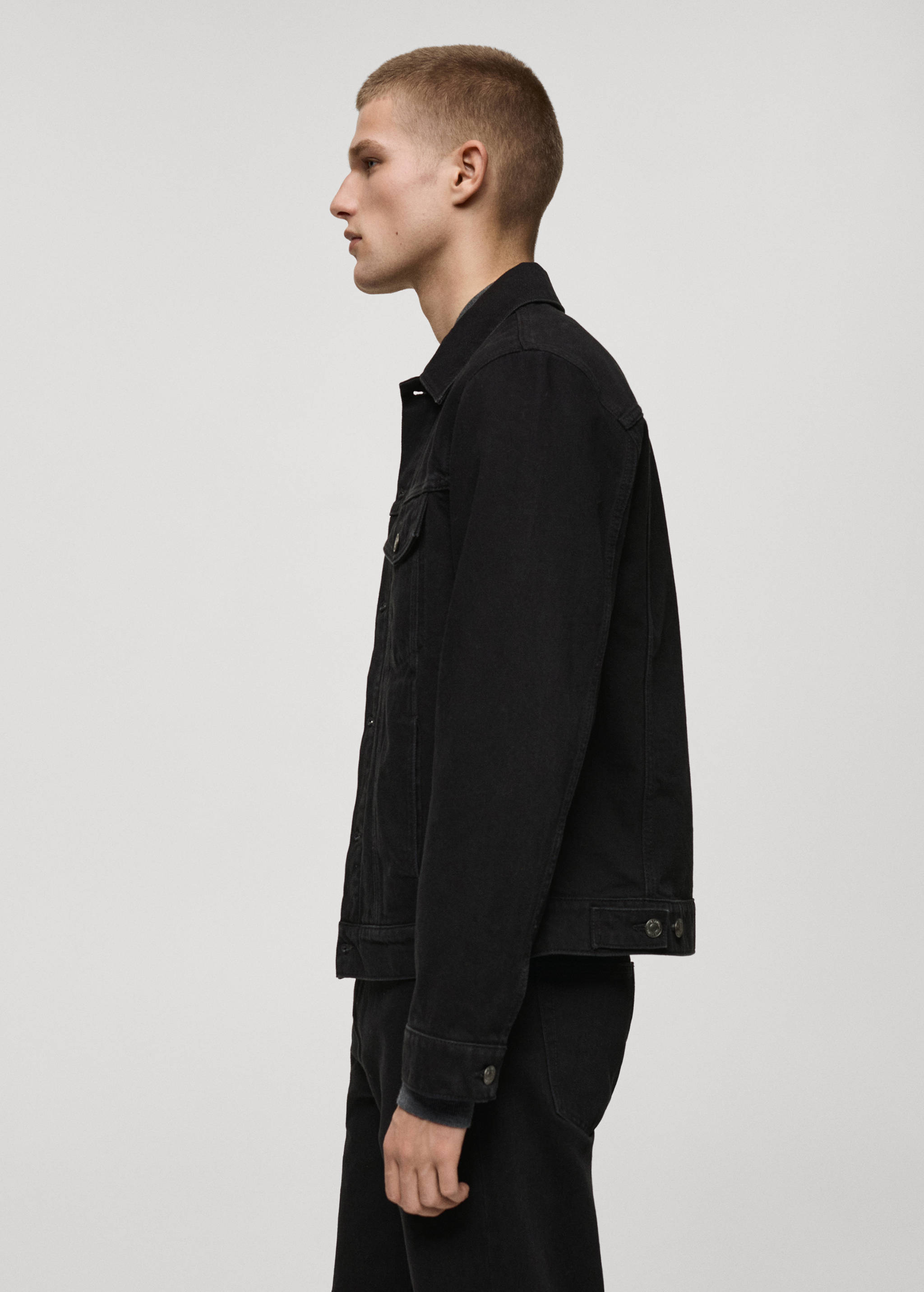 Denim jacket pockets - Details of the article 2