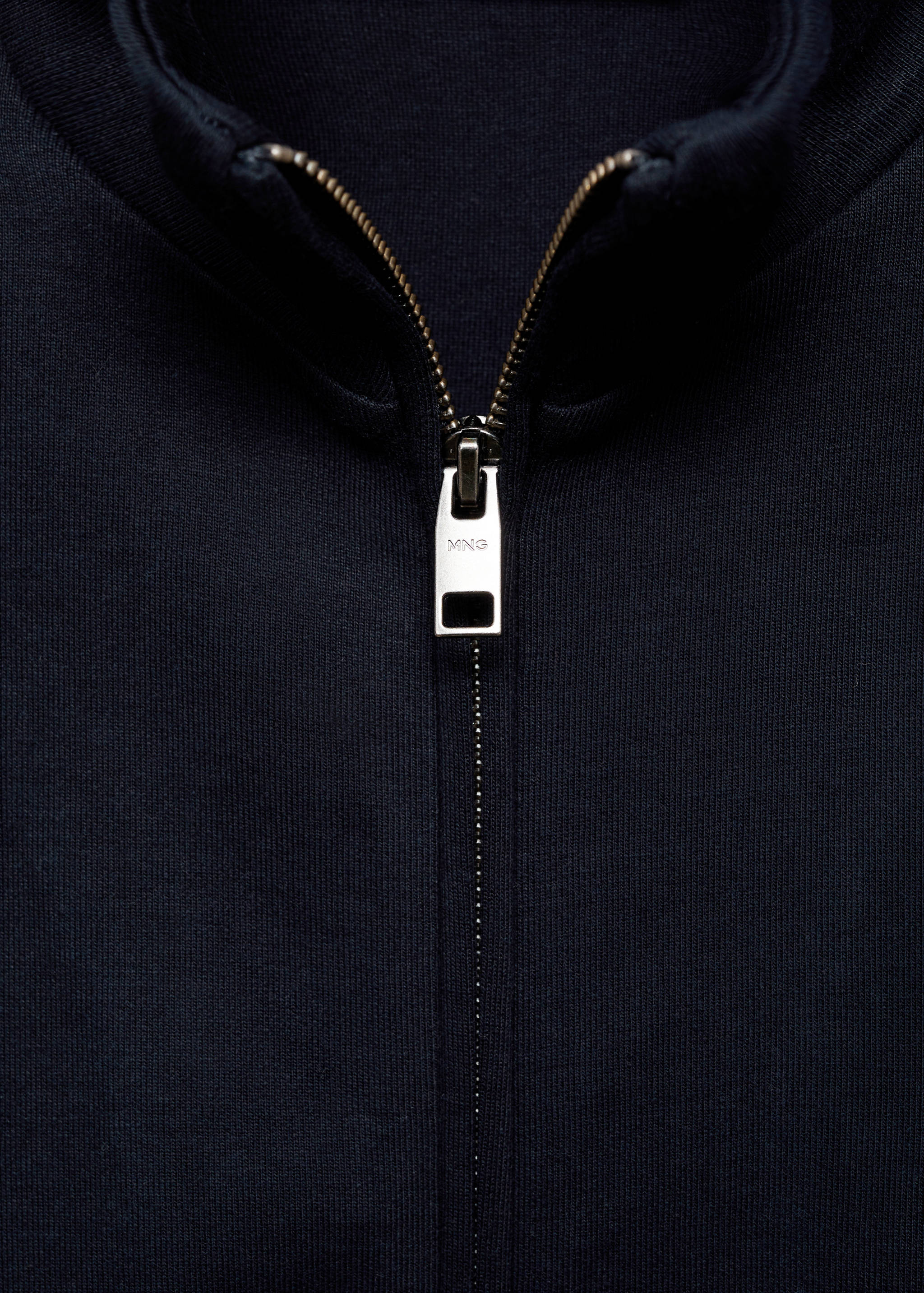 Cotton perkins-neck sweatshirt with zip - Details of the article 8