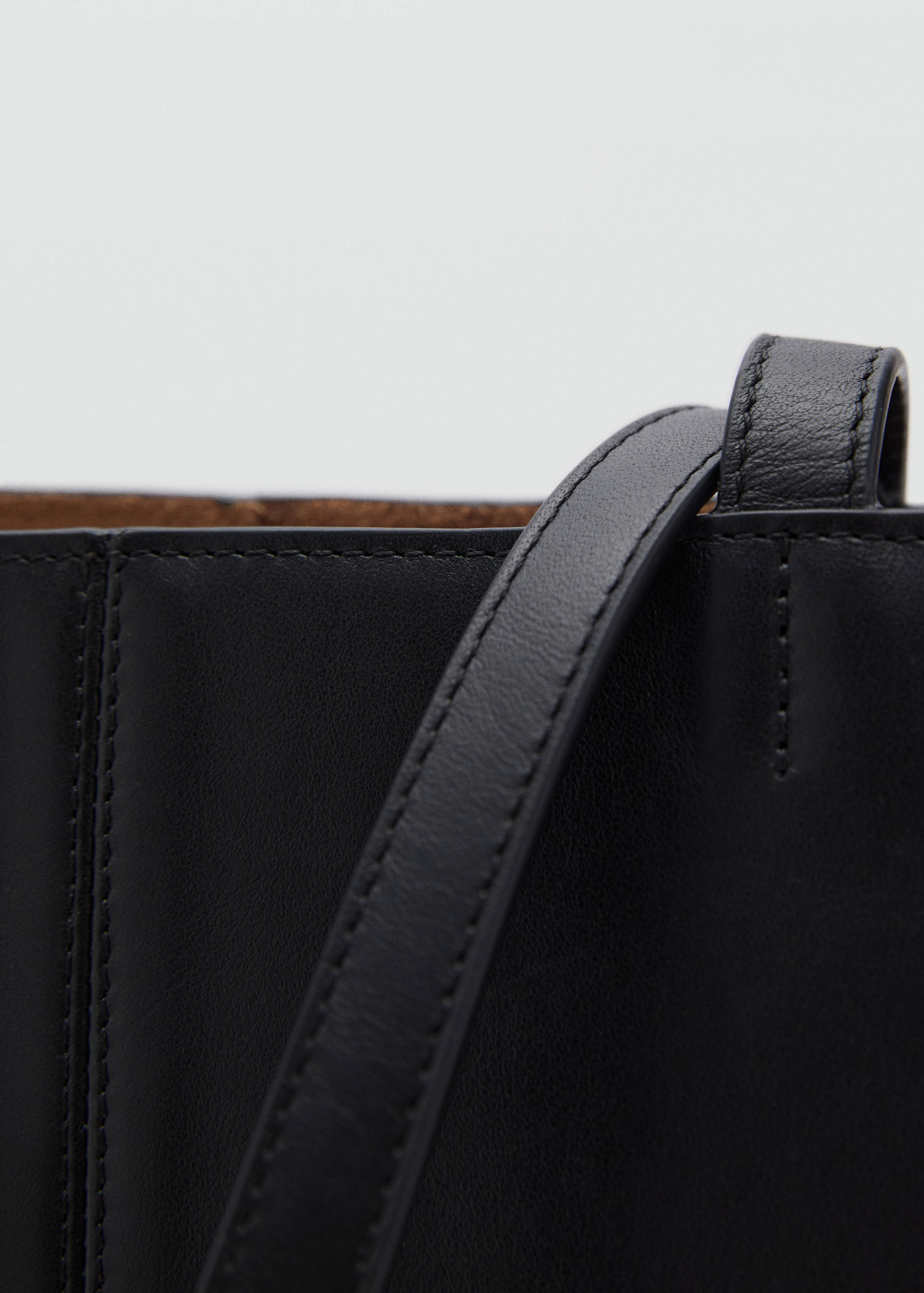 Medium leather shopper bag - Details of the article 2
