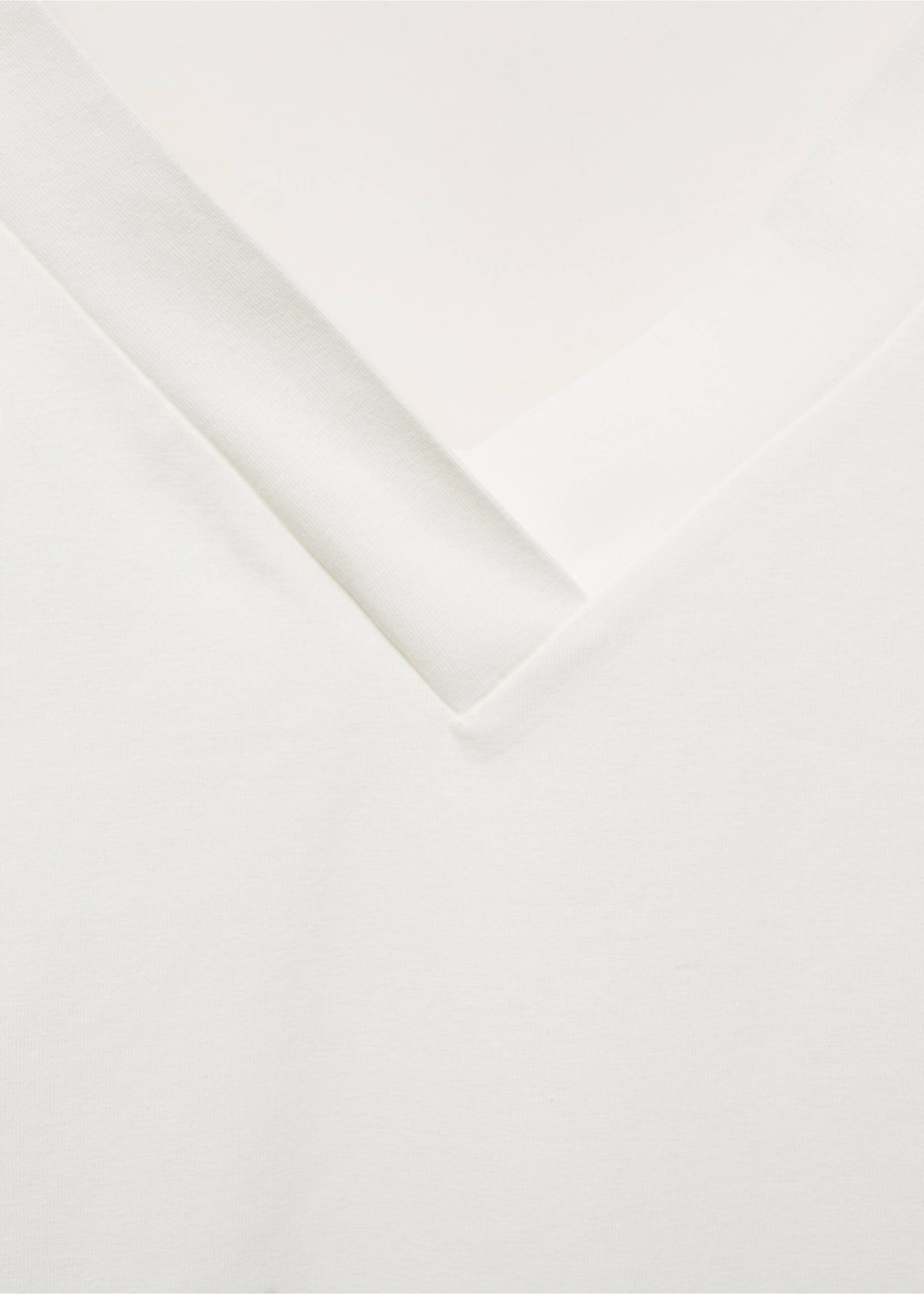 Samarreta crop punt - Detall de l'article 8, Blanc trencat. Ref: 87024788-00.