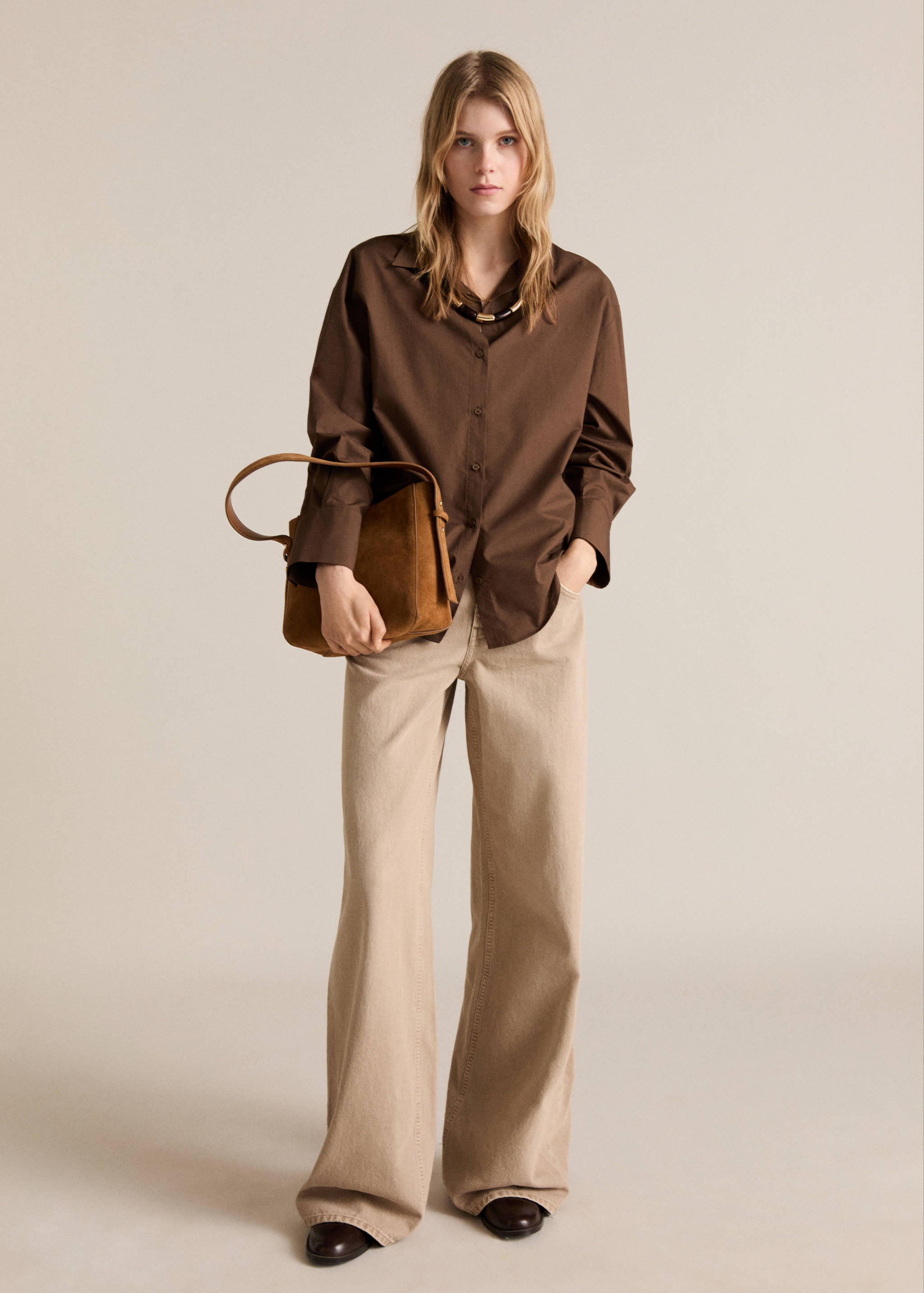 Camisa recta 100% algodón - Plano general