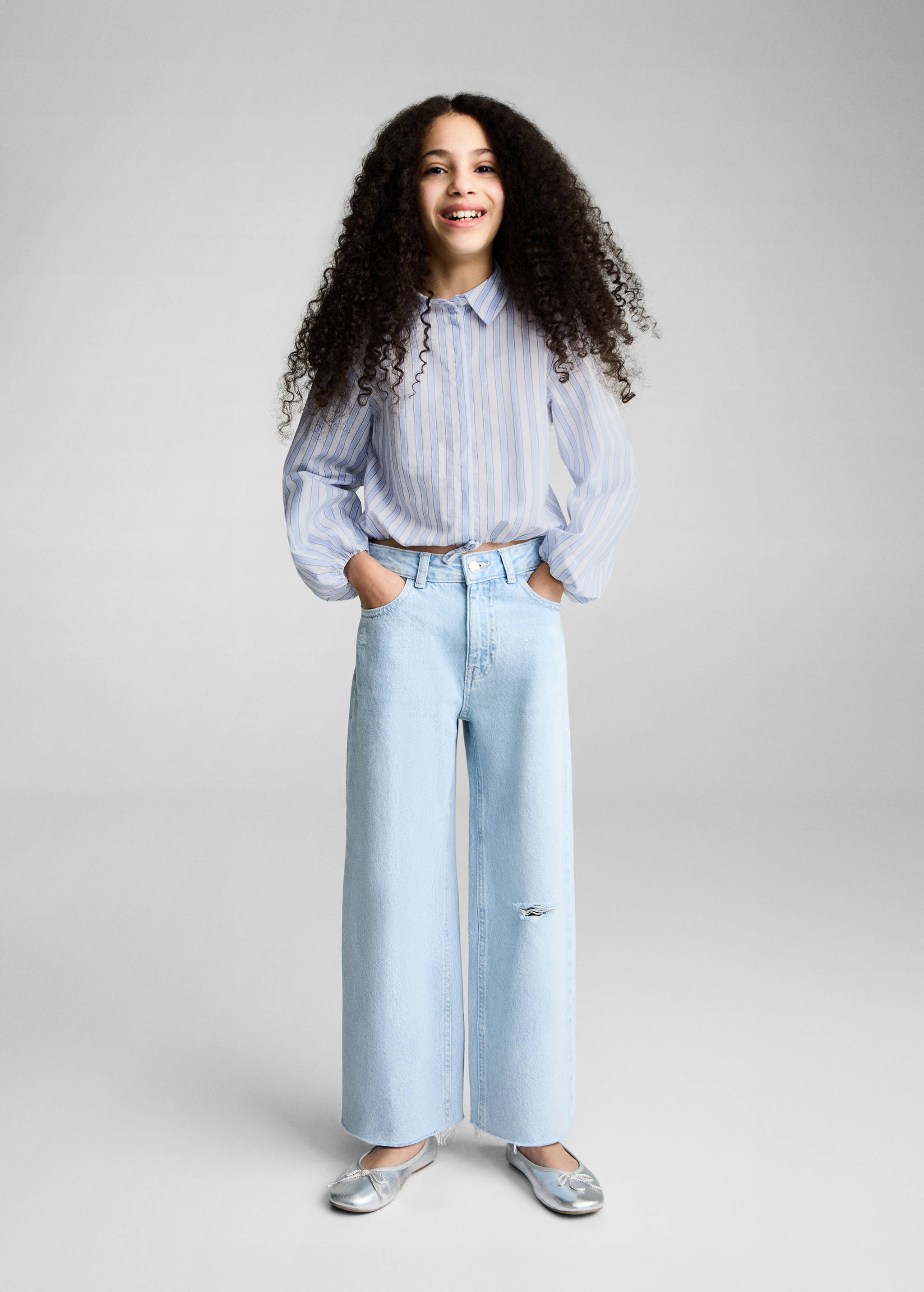 Shirt with adjustable waist - General plane