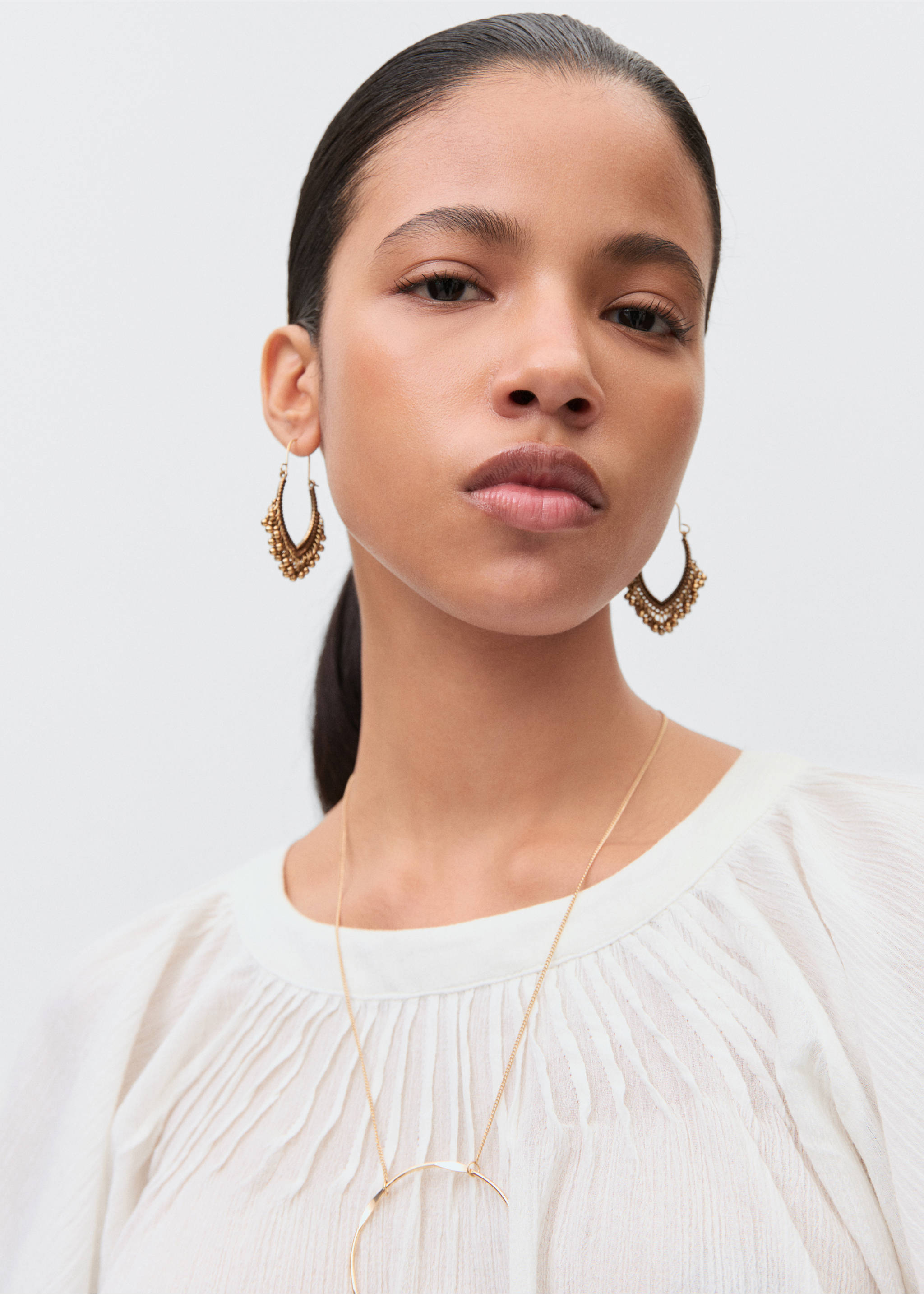 Pleated cotton blouse - Details of the article 1, Off White. Ref: 87025731-00.
