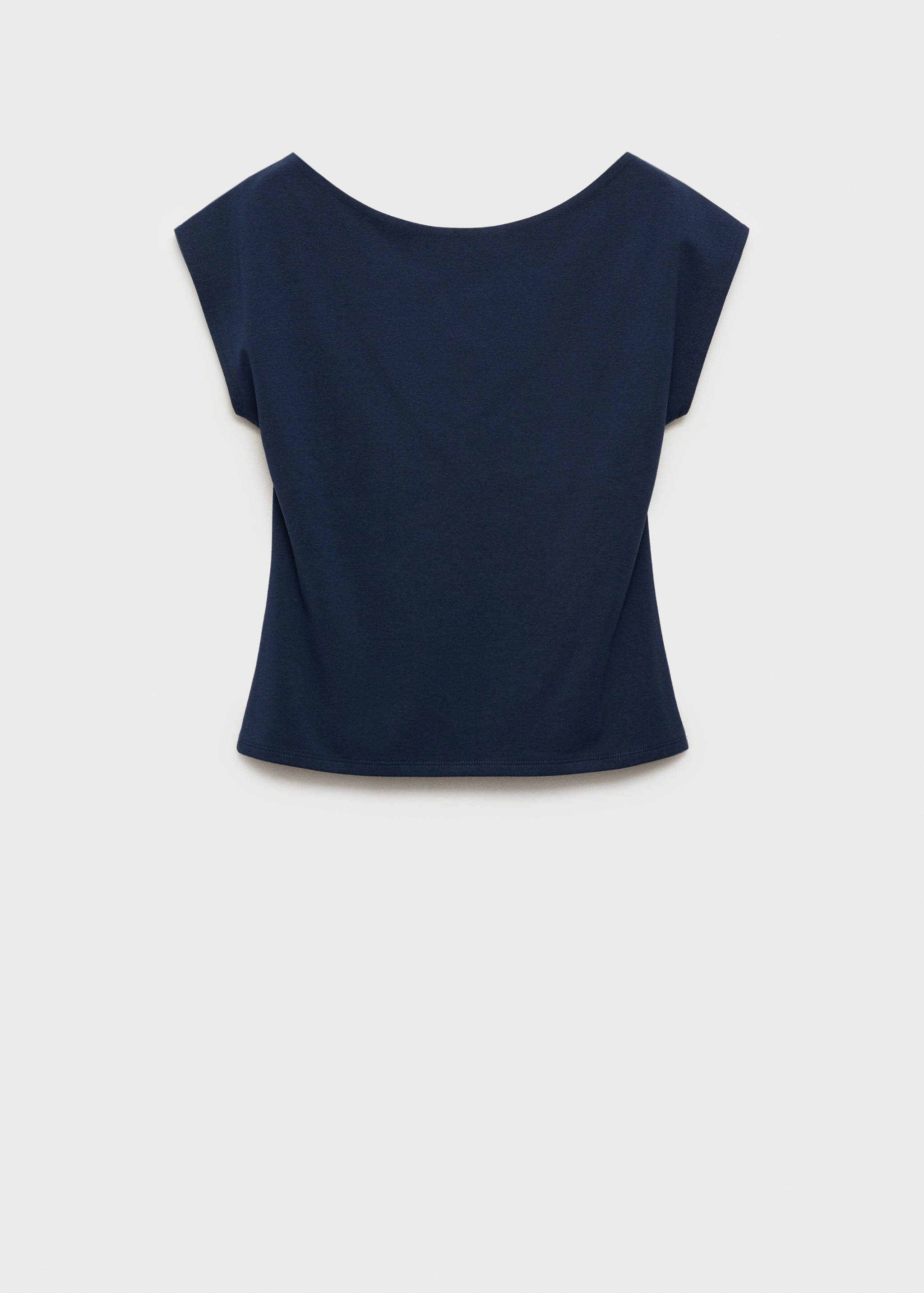 T-shirt with open back - Article without model