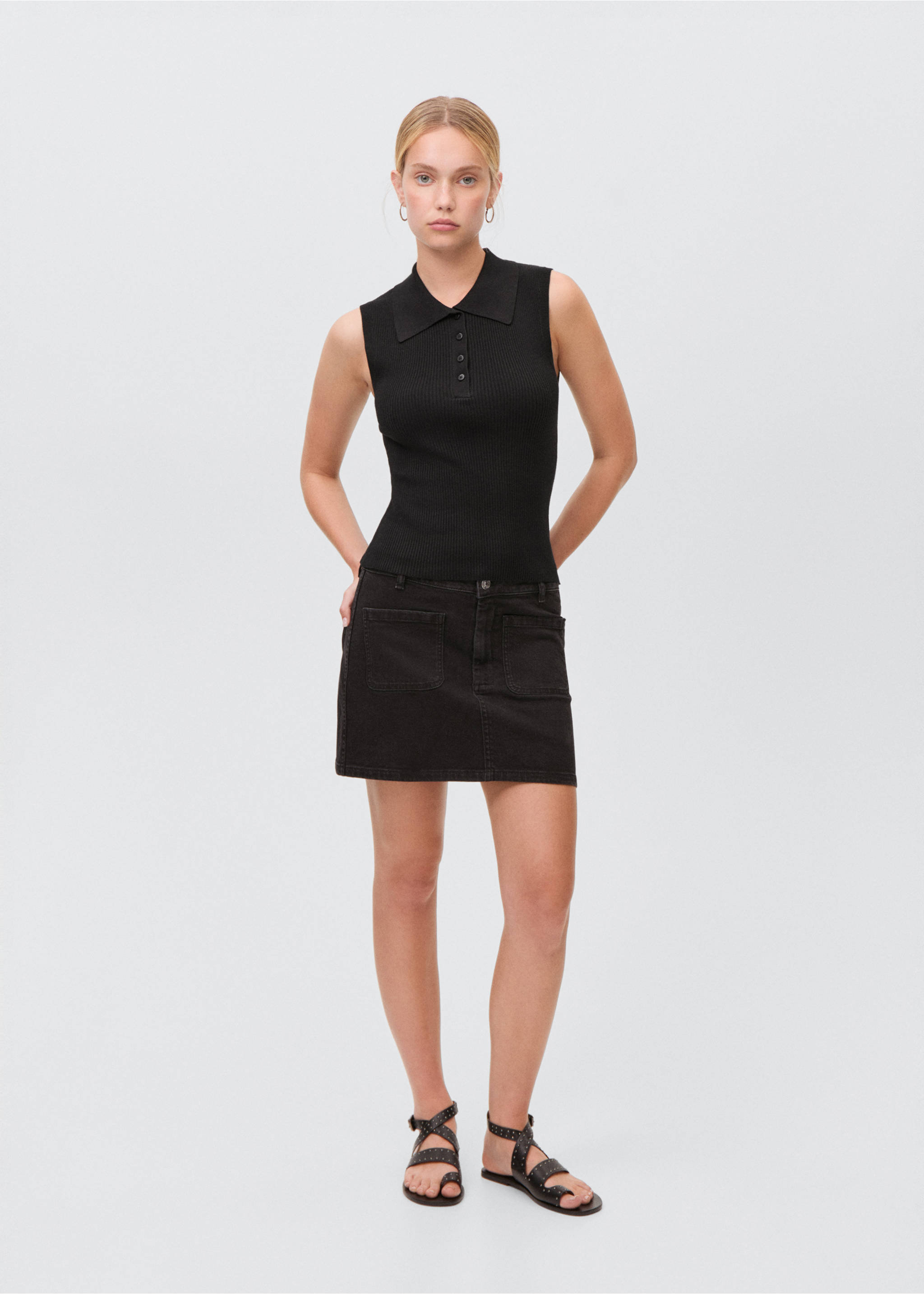 Polo-neck knitted top - General plane, Black. Ref: 87025735-00.