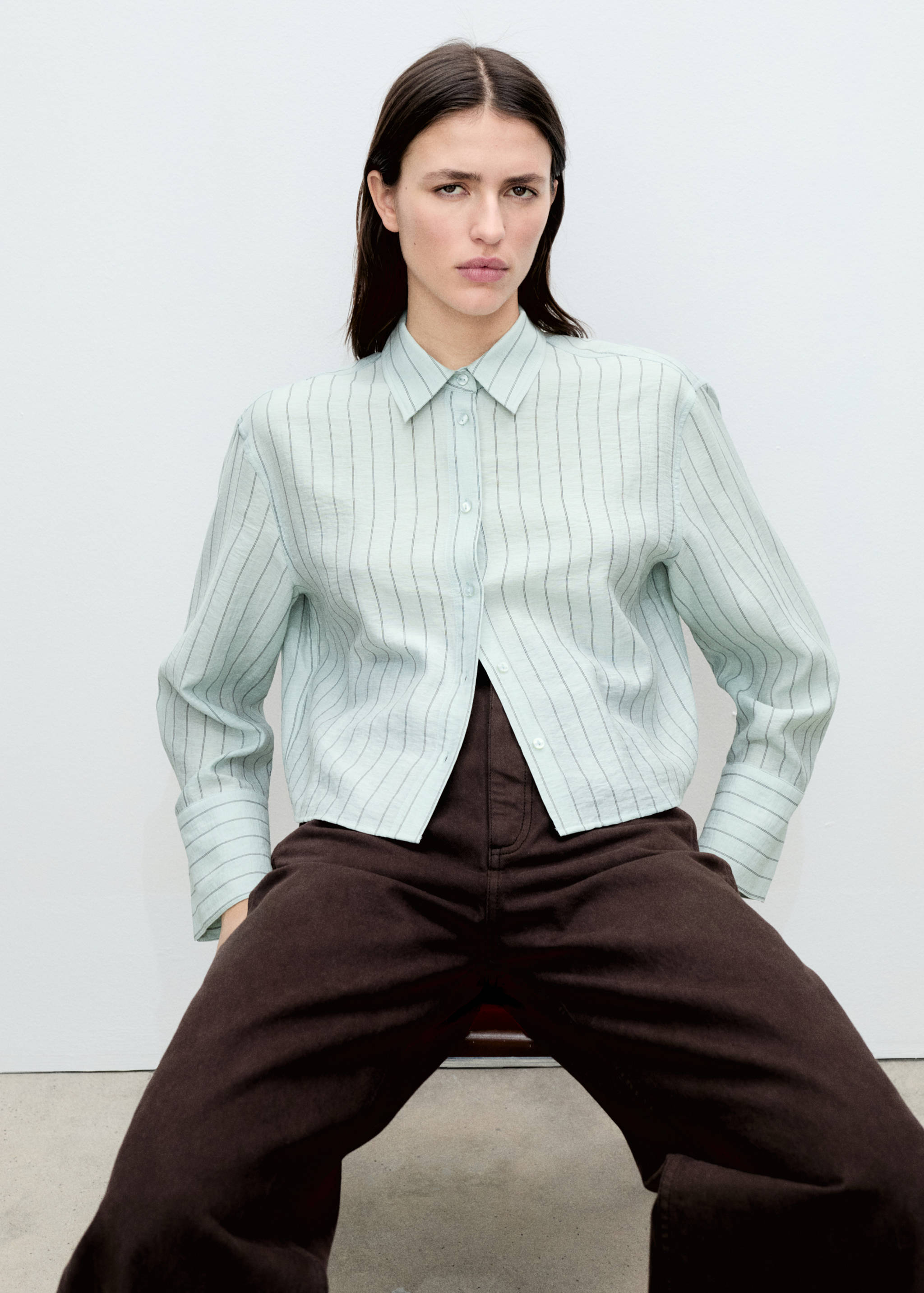 Striped cropped shirt - Details of the article 2