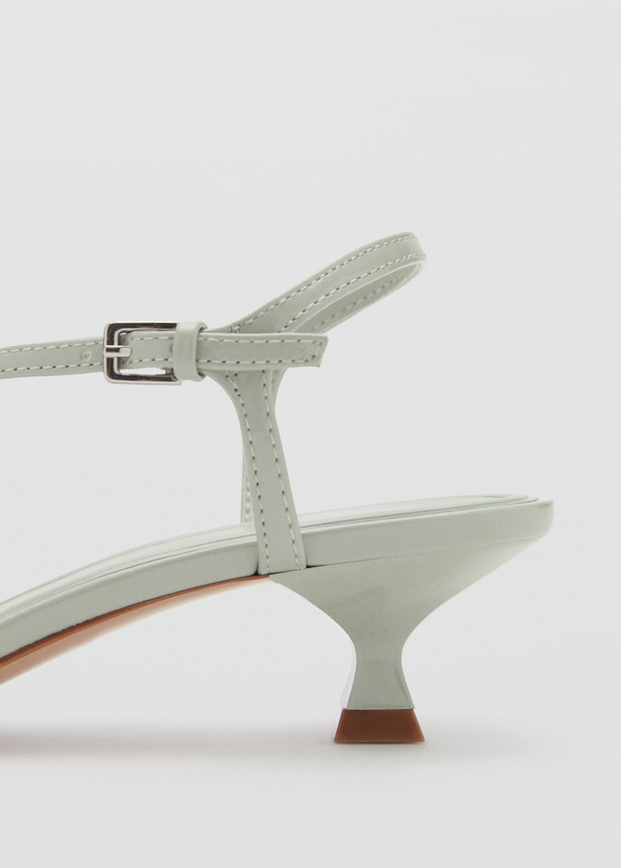 Kitten-heel sandals with strap - Details of the article 1