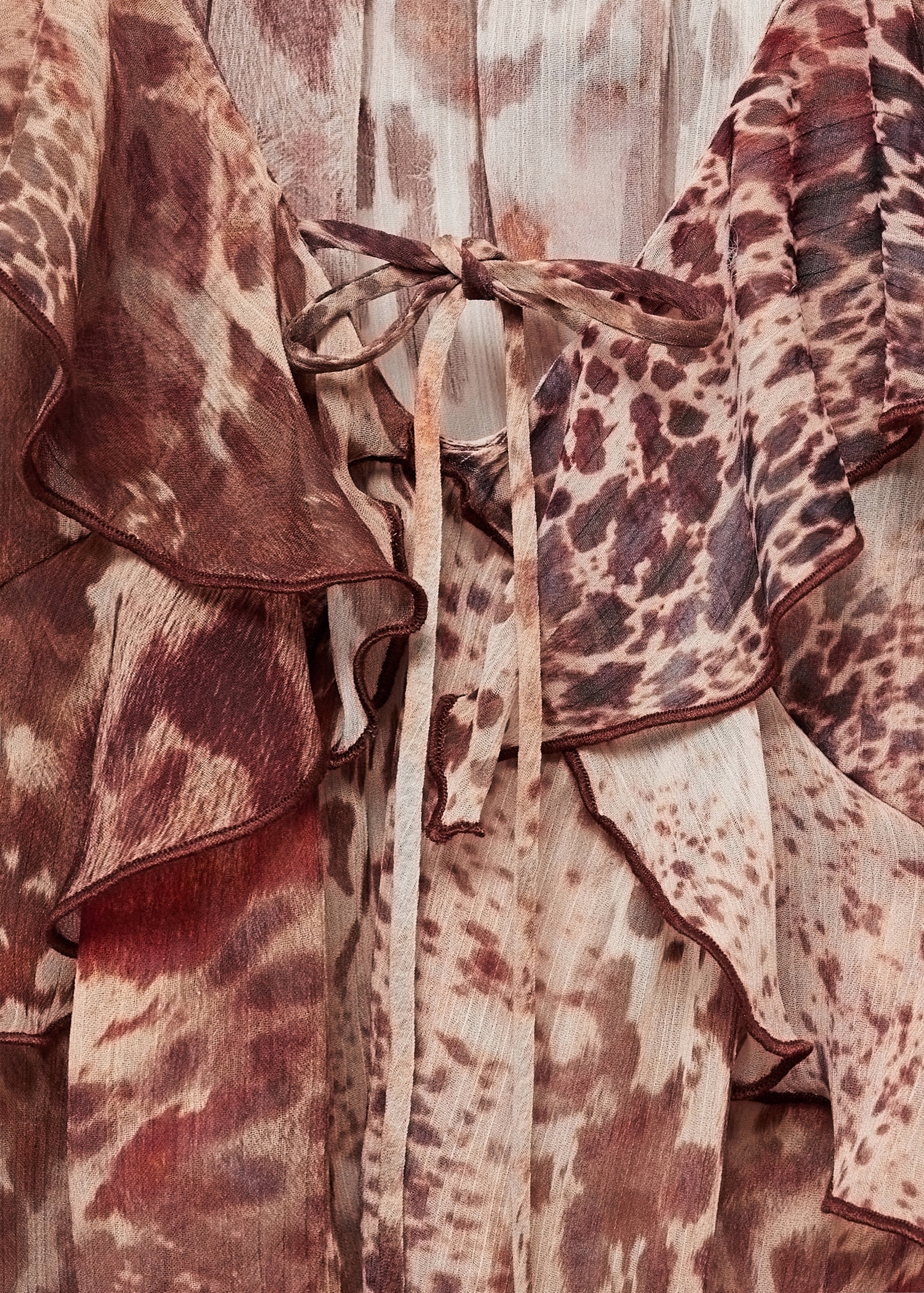 Blusa estampada volantes detalle lazo - Detalle del artículo 8