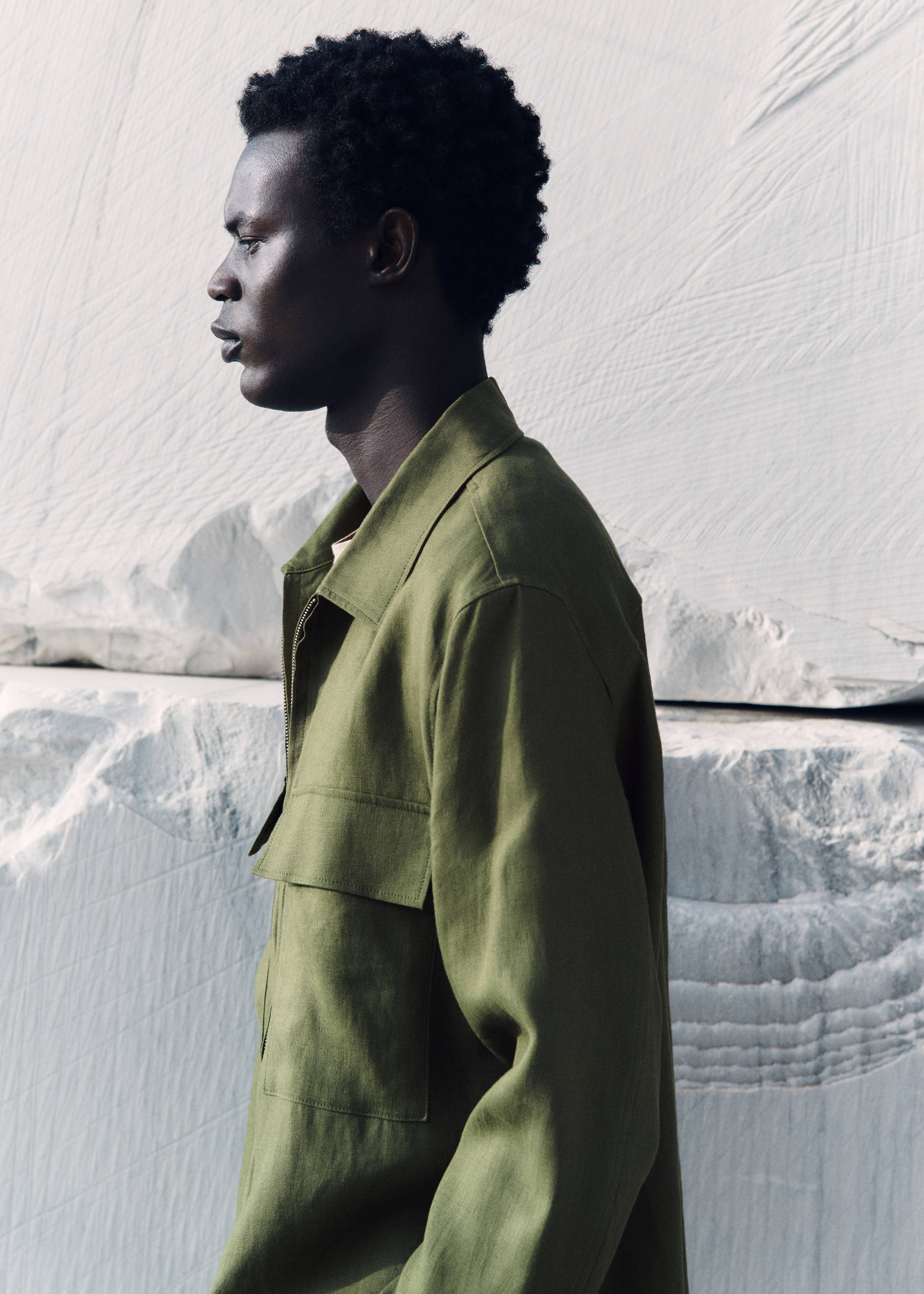 Veste 100 % lin poches - Détail de l'article 3, Vert. Ref: 87025919-00.