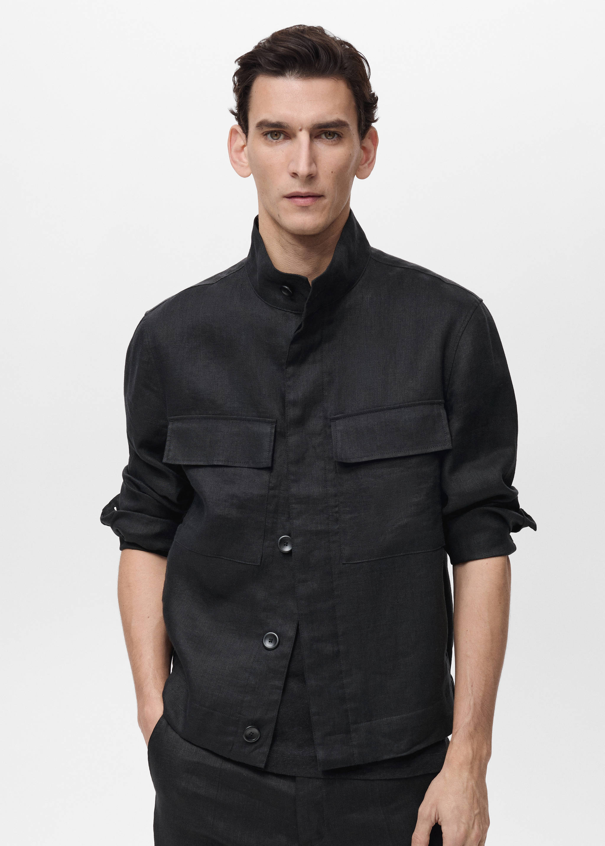 Jacke aus 100 % Leinen mit hohem Kragen - Mittlere Ansicht