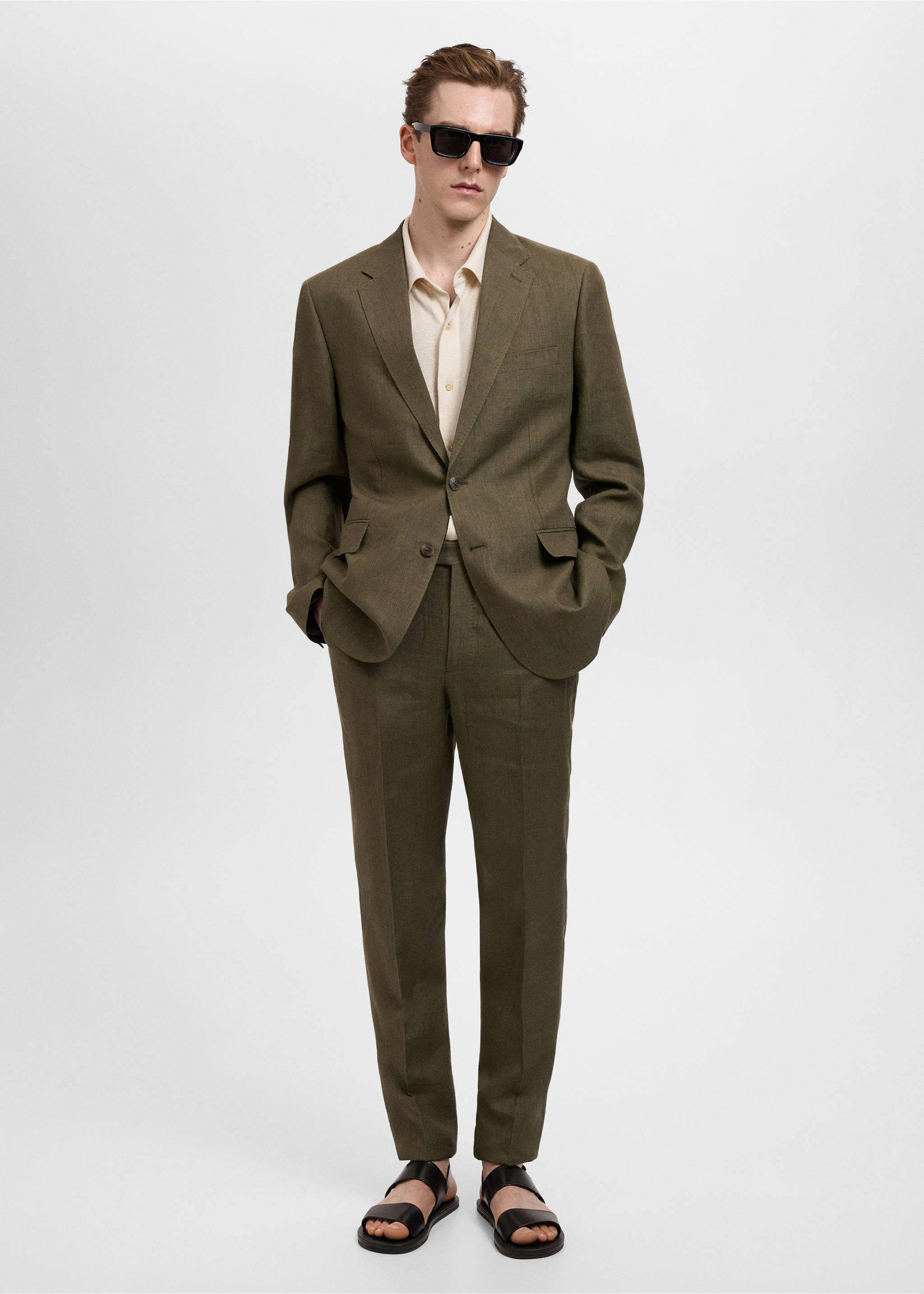 Slim-Fit-Sakko Amalfi aus 100 % Leinen - Allgemeine Ansicht, Khaki. Ref: 87025930-00.