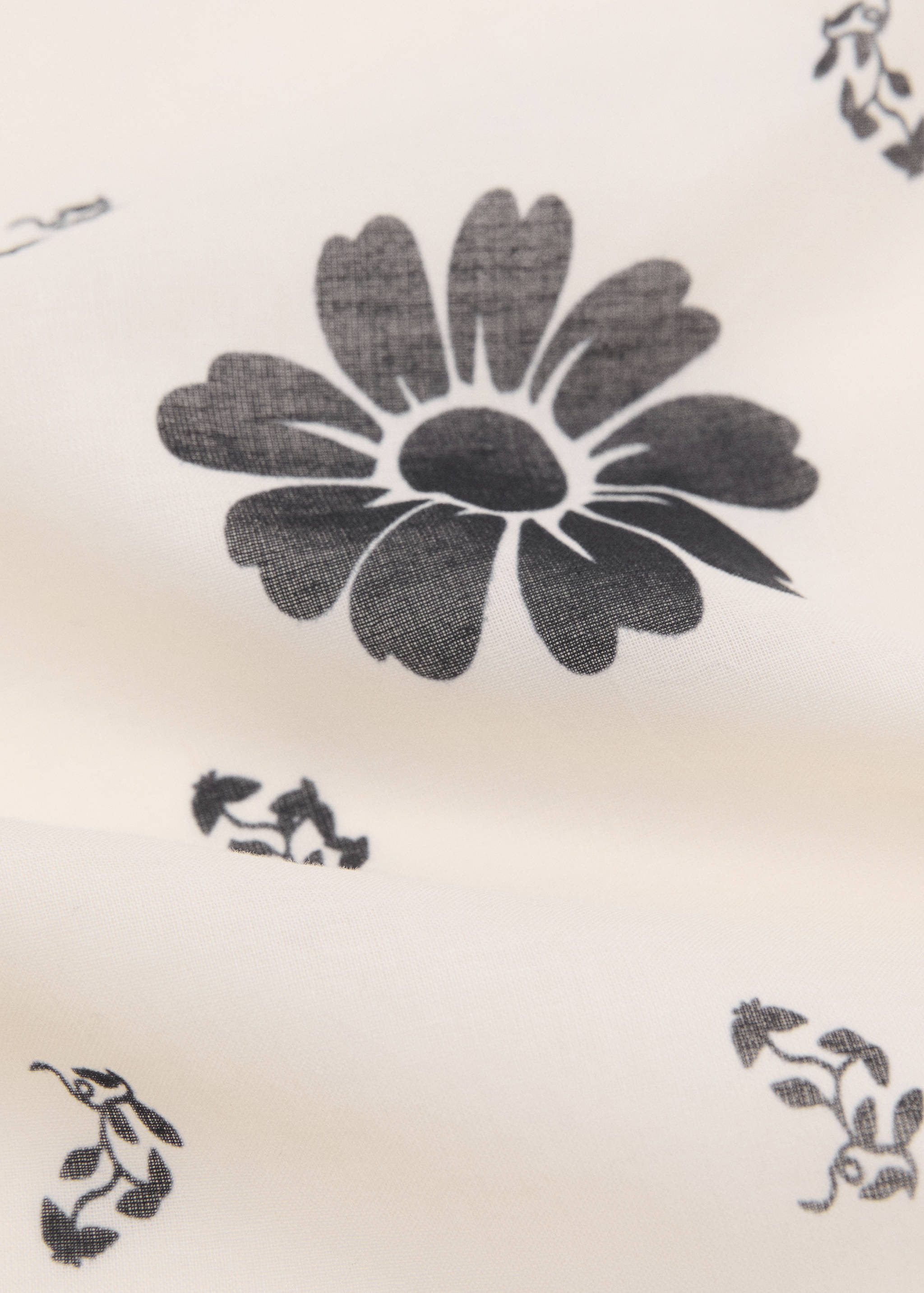 Floral-print cotton scarf - Details of the article 1