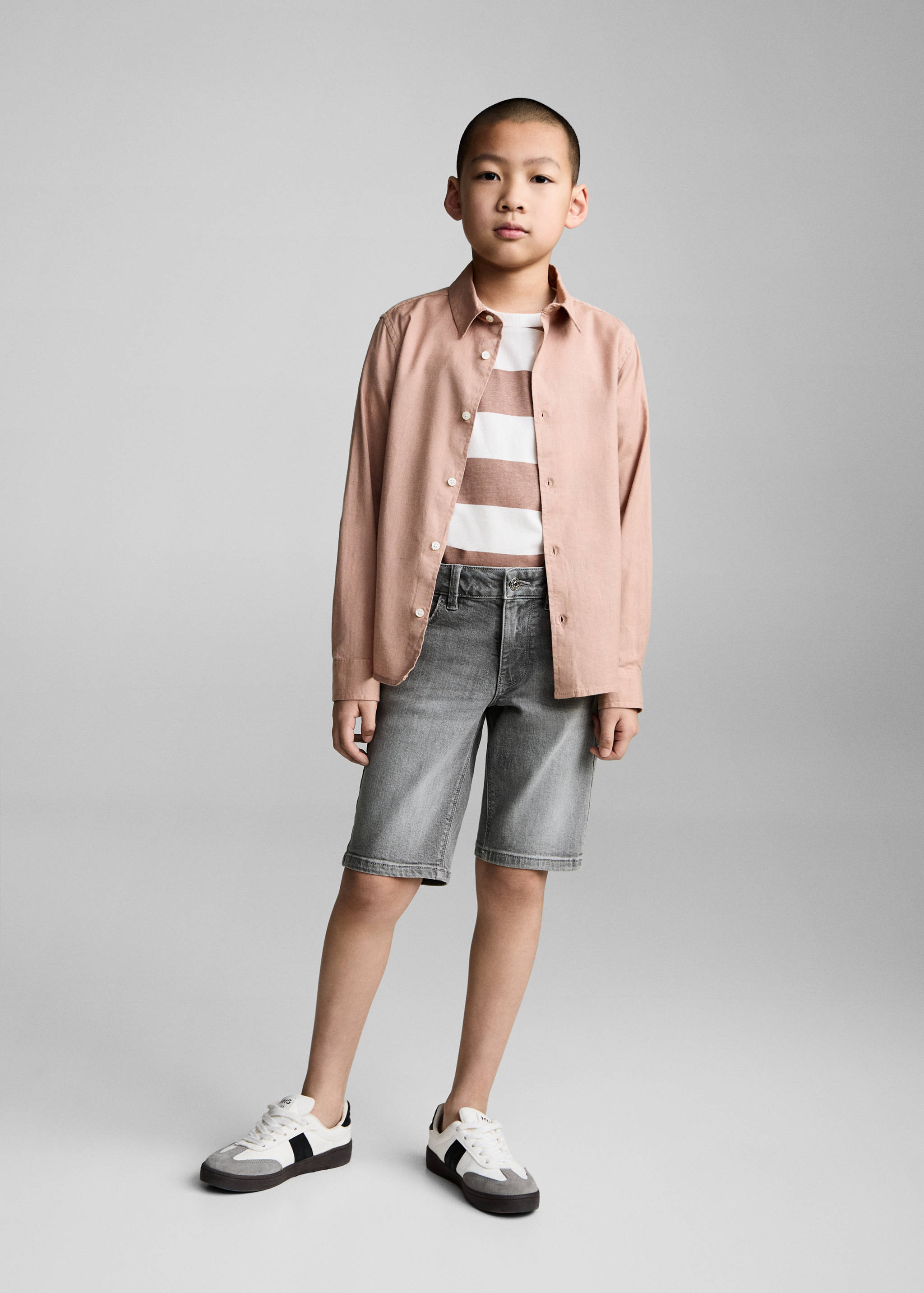 Cotton and linen shirt - General plane