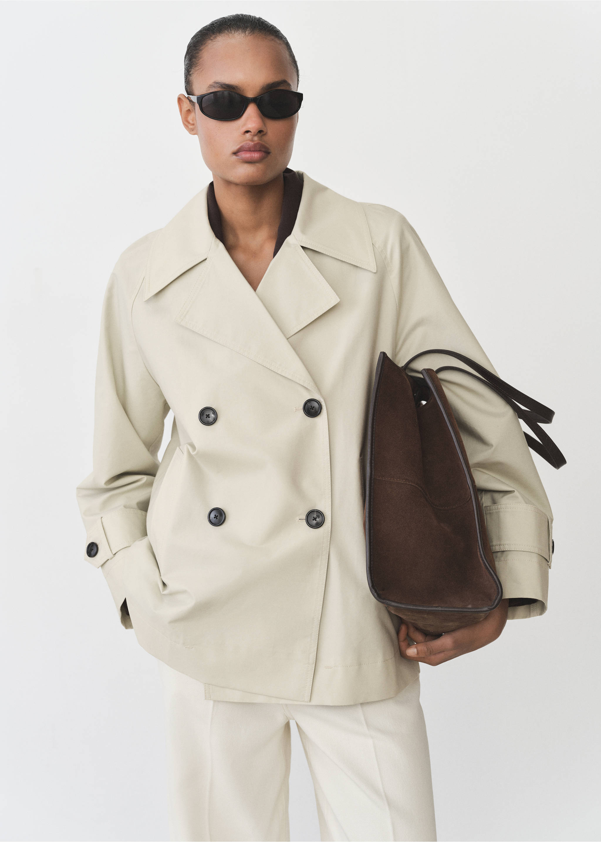 Short double-breasted trench coat - Medium plane, Light/Pastel Grey. Ref: 87025949-00.