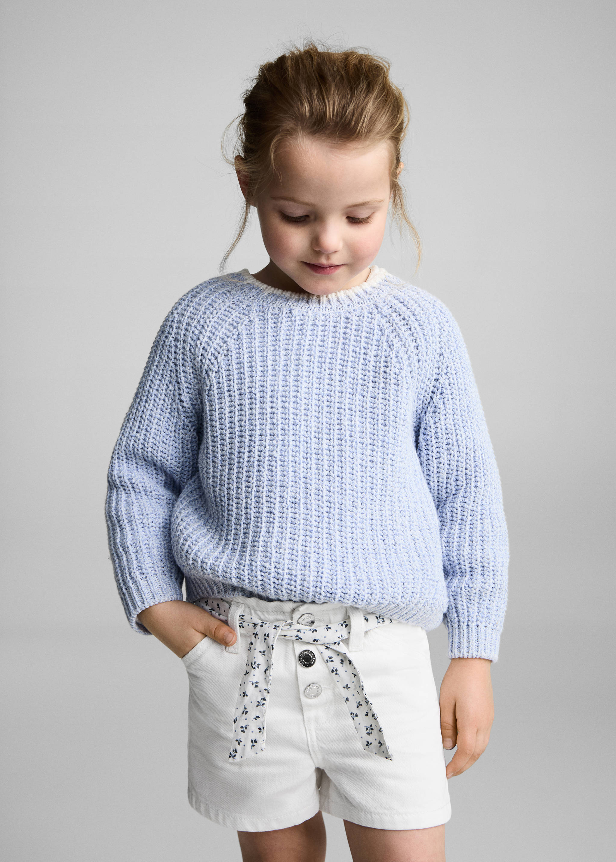 Denim shorts with belt - Details of the article 2