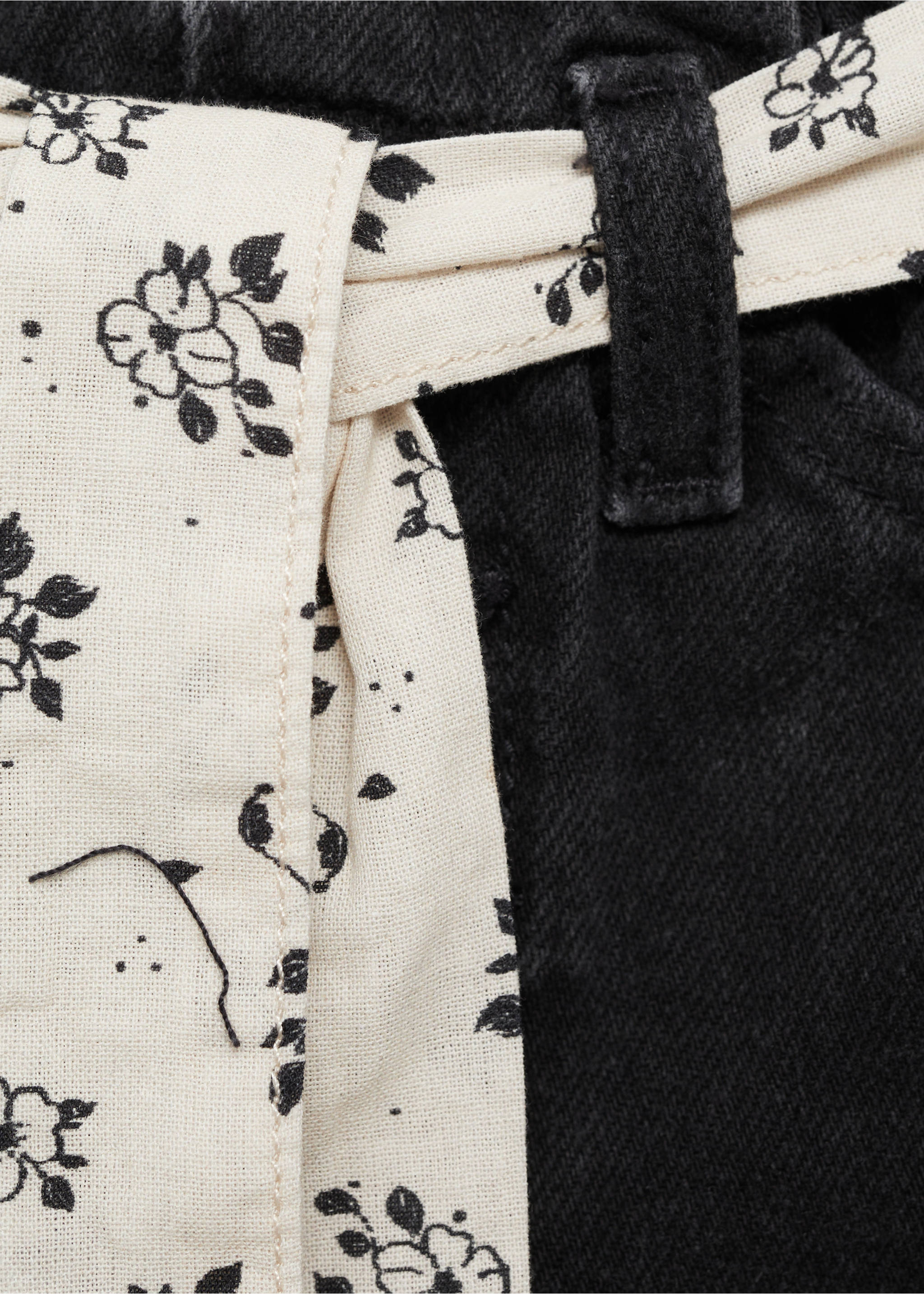 Shorts denim cinturó - Detall de l'article 0, Black denim. Ref: 87025955-00.