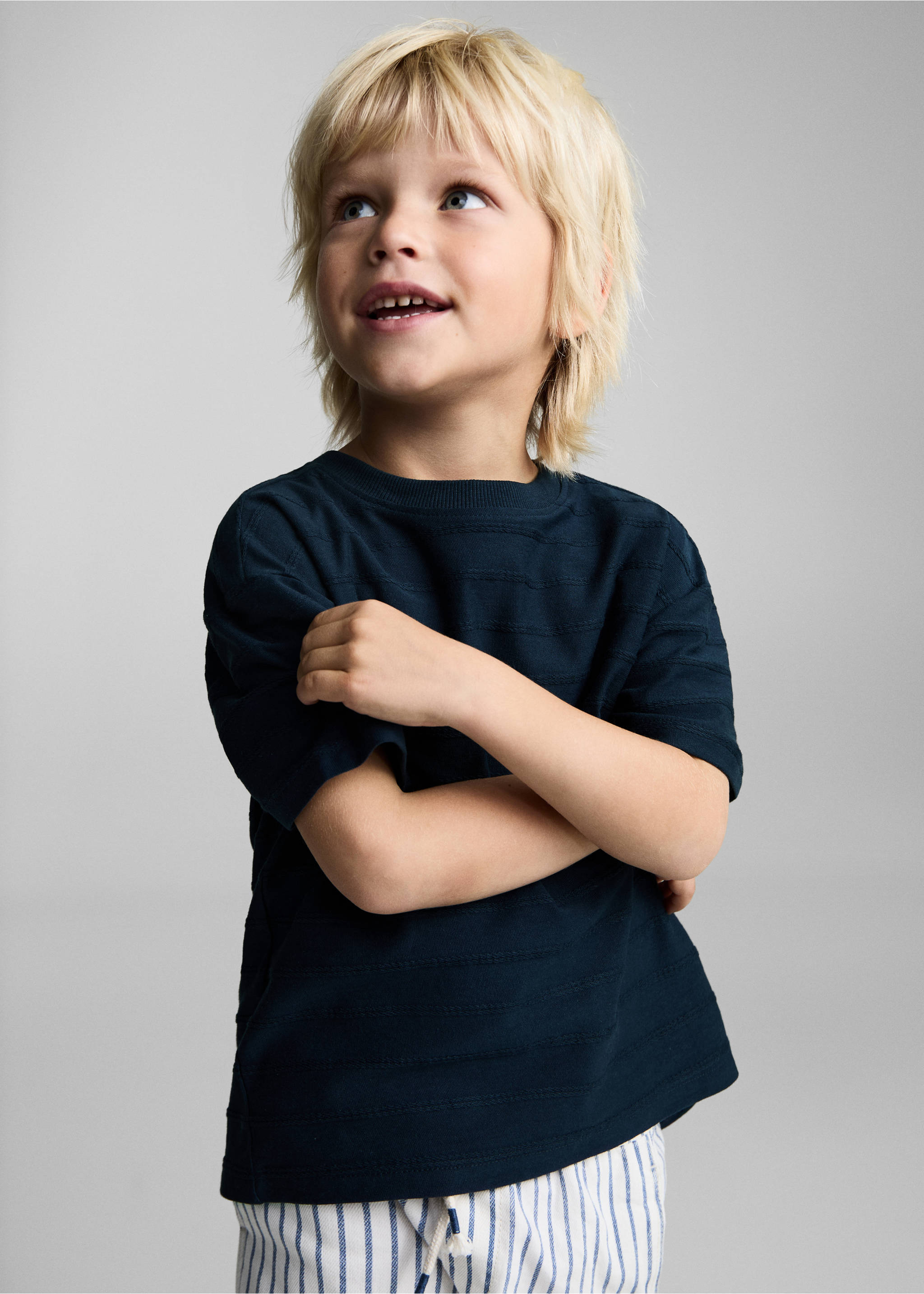 Embossed striped cotton T-shirt - Details of the article 2, Dark Navy. Ref: 87025964-00.