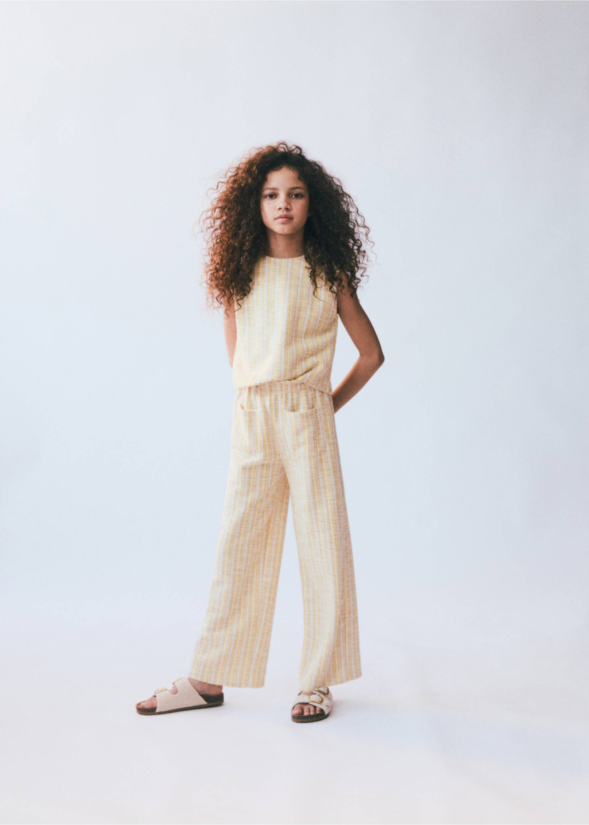 T-shirt rayures texturé - Détail de l'article 6, Jaune pastel. Ref: 87025978-00.