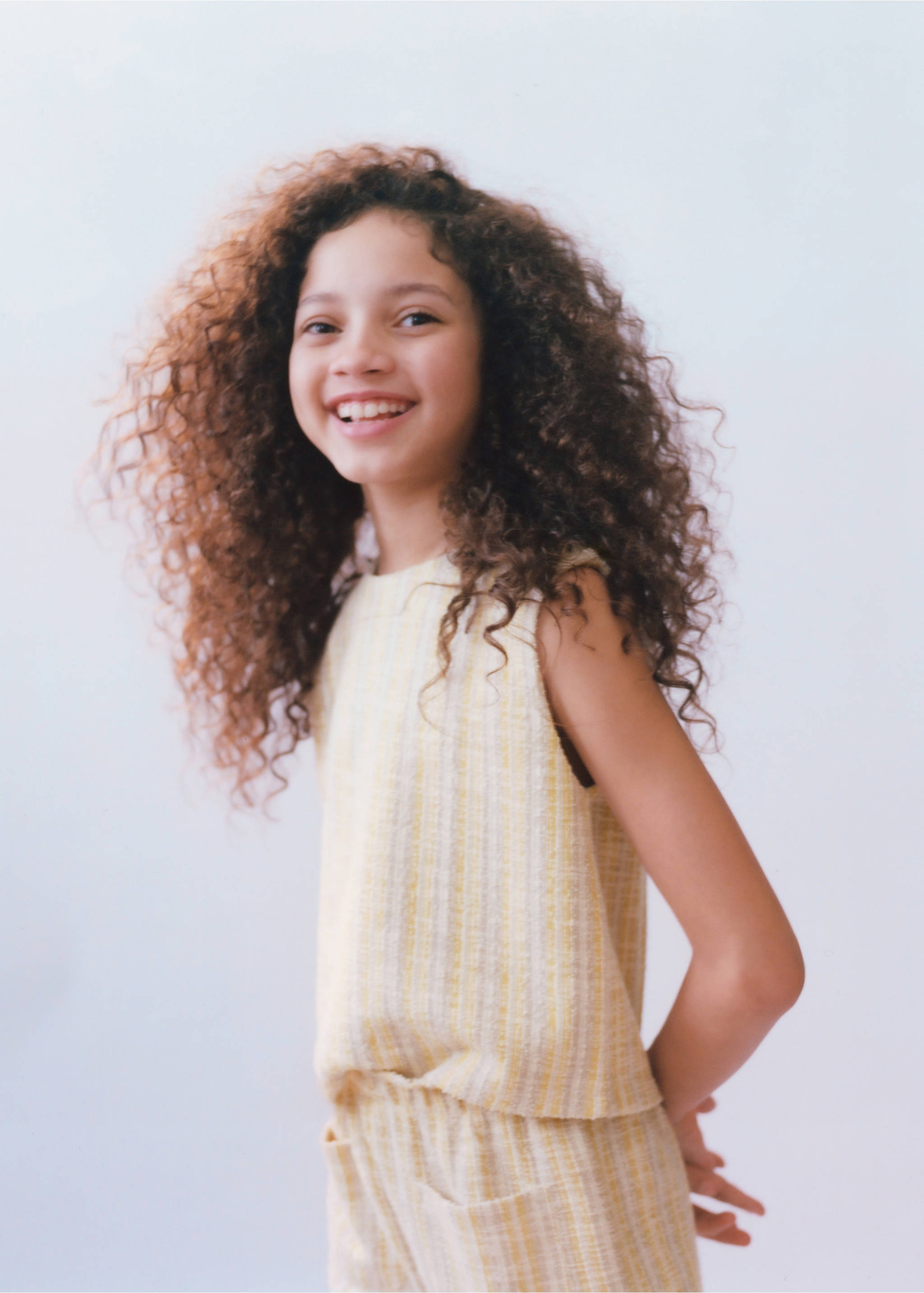 T-shirt rayures texturé - Détail de l'article 5, Jaune pastel. Ref: 87025978-00.