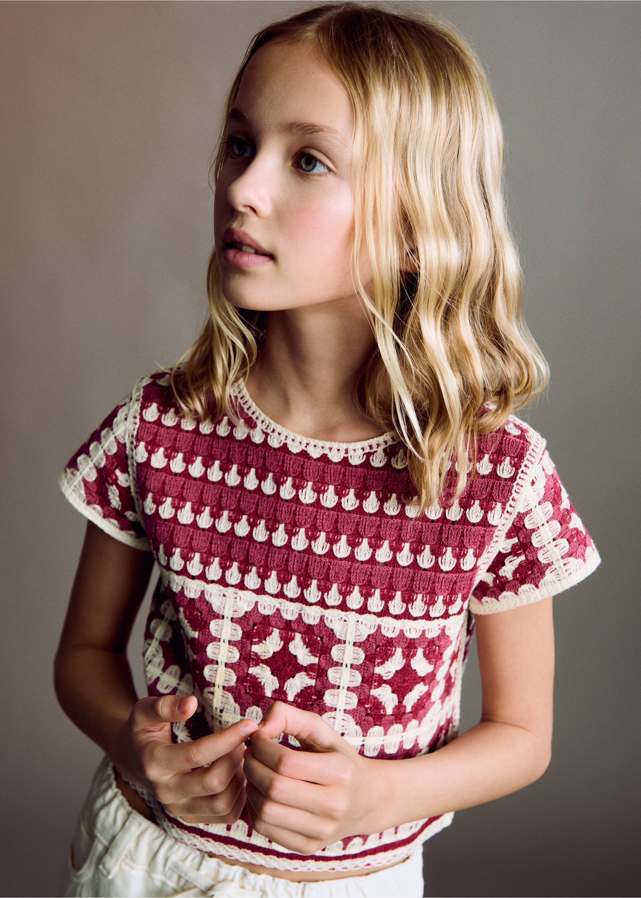 Crochet crop top - Medium plane, Strawberry. Ref: 87025981-00.