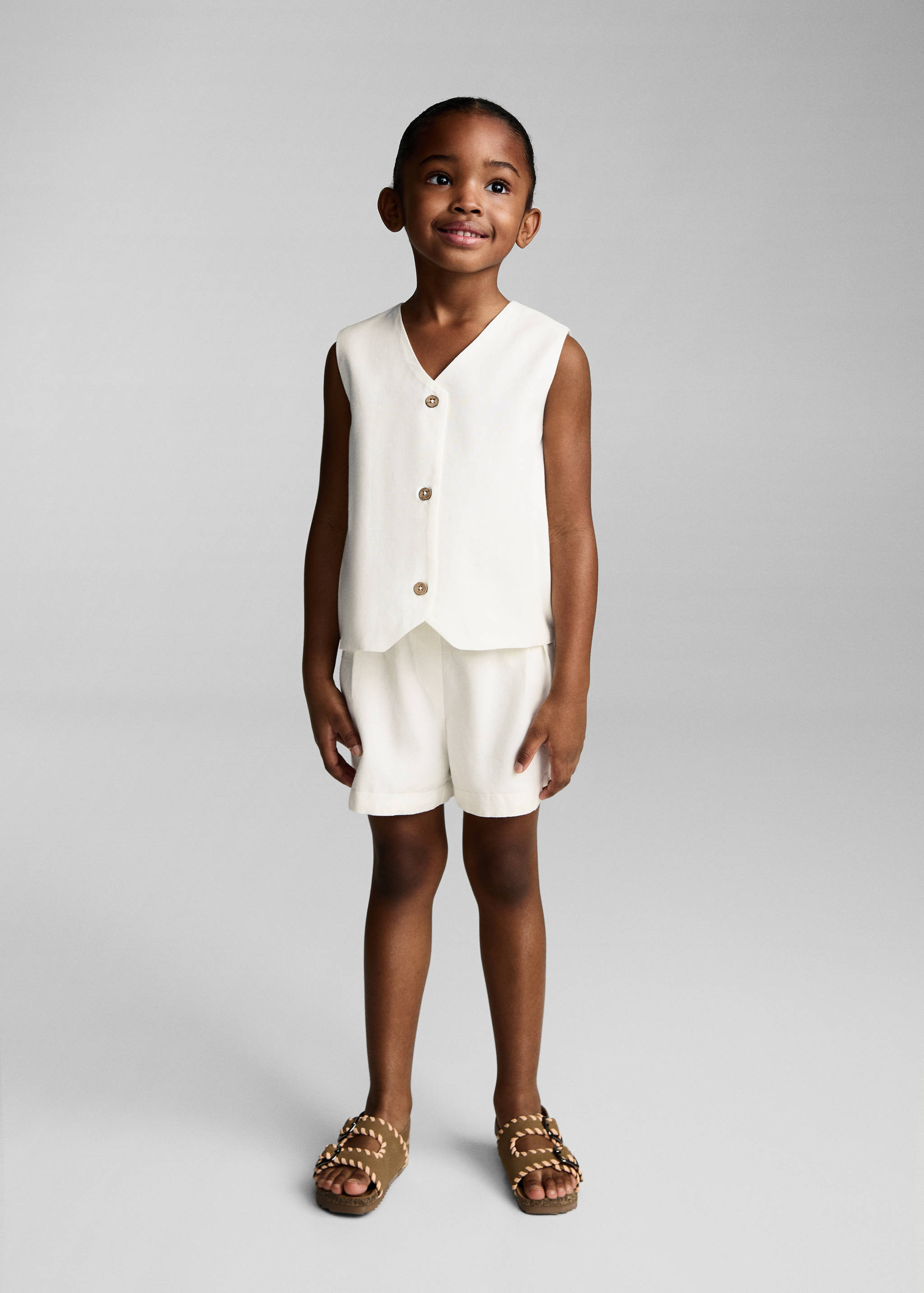 Linen shorts - General plane