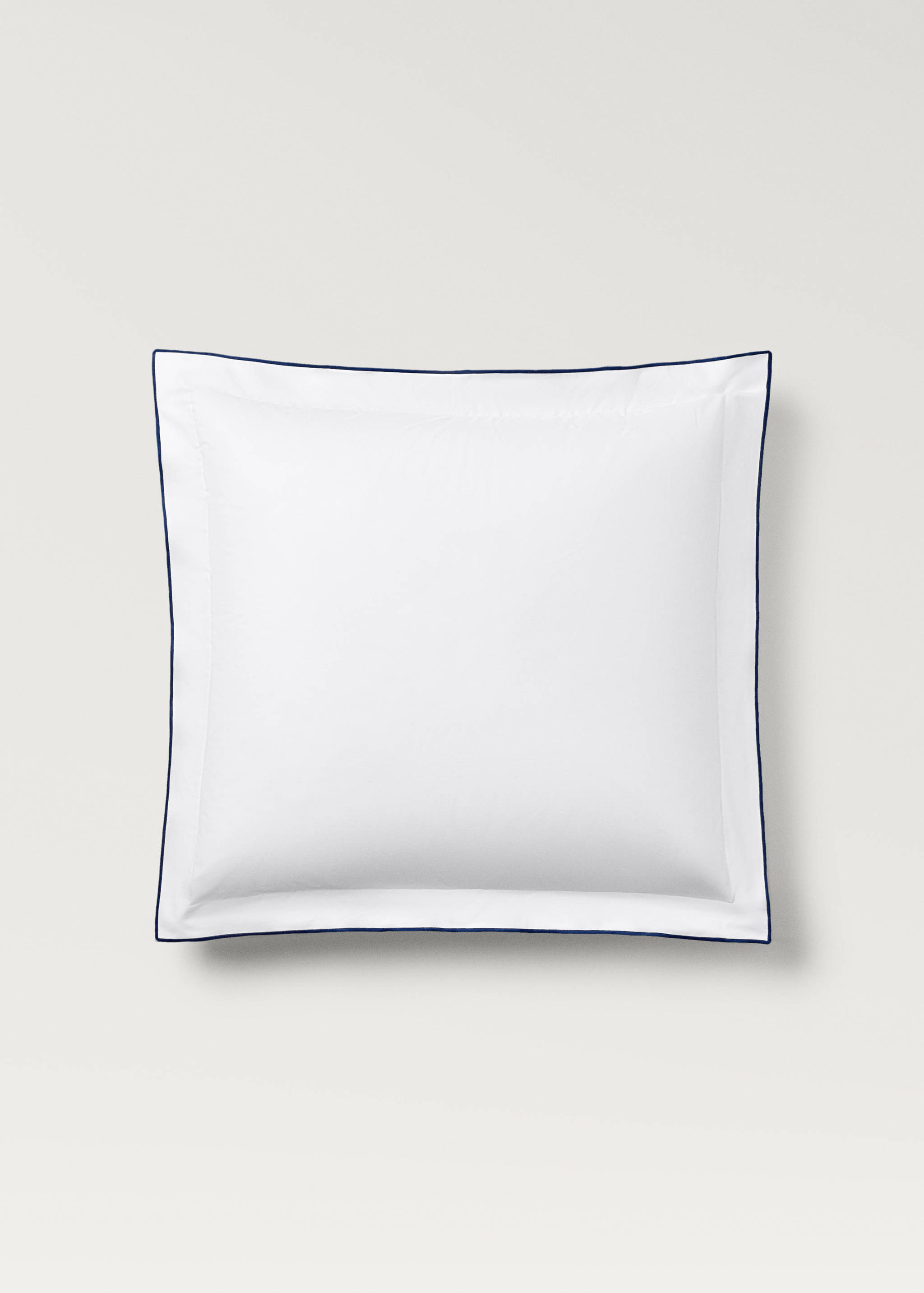 Two cotton percale pillowcases with contrasting overlock 60x60 cm - Article without model