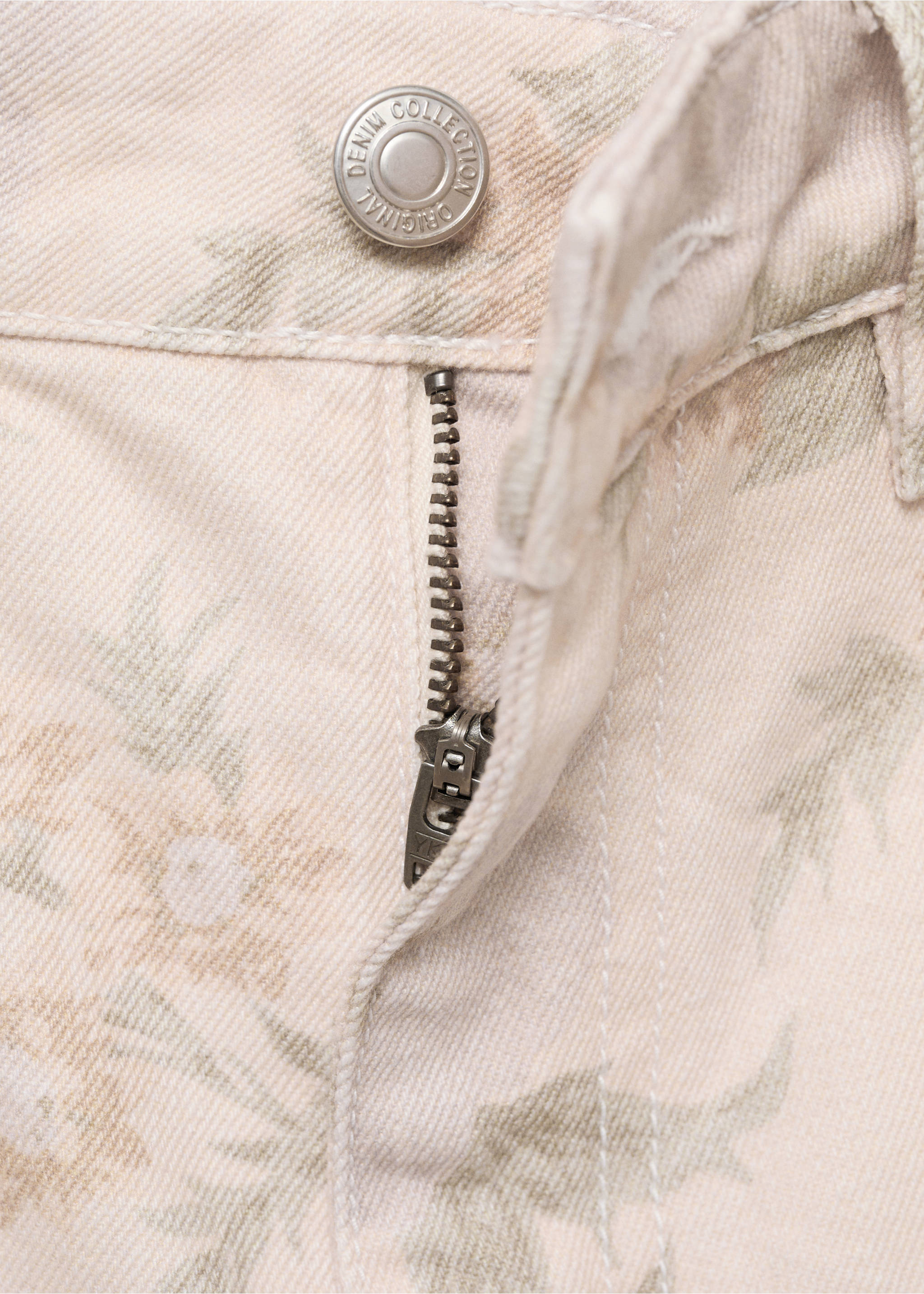 Floral-print wide leg jeans - Details of the article 8, Pastel Pink. Ref: 87025995-00.