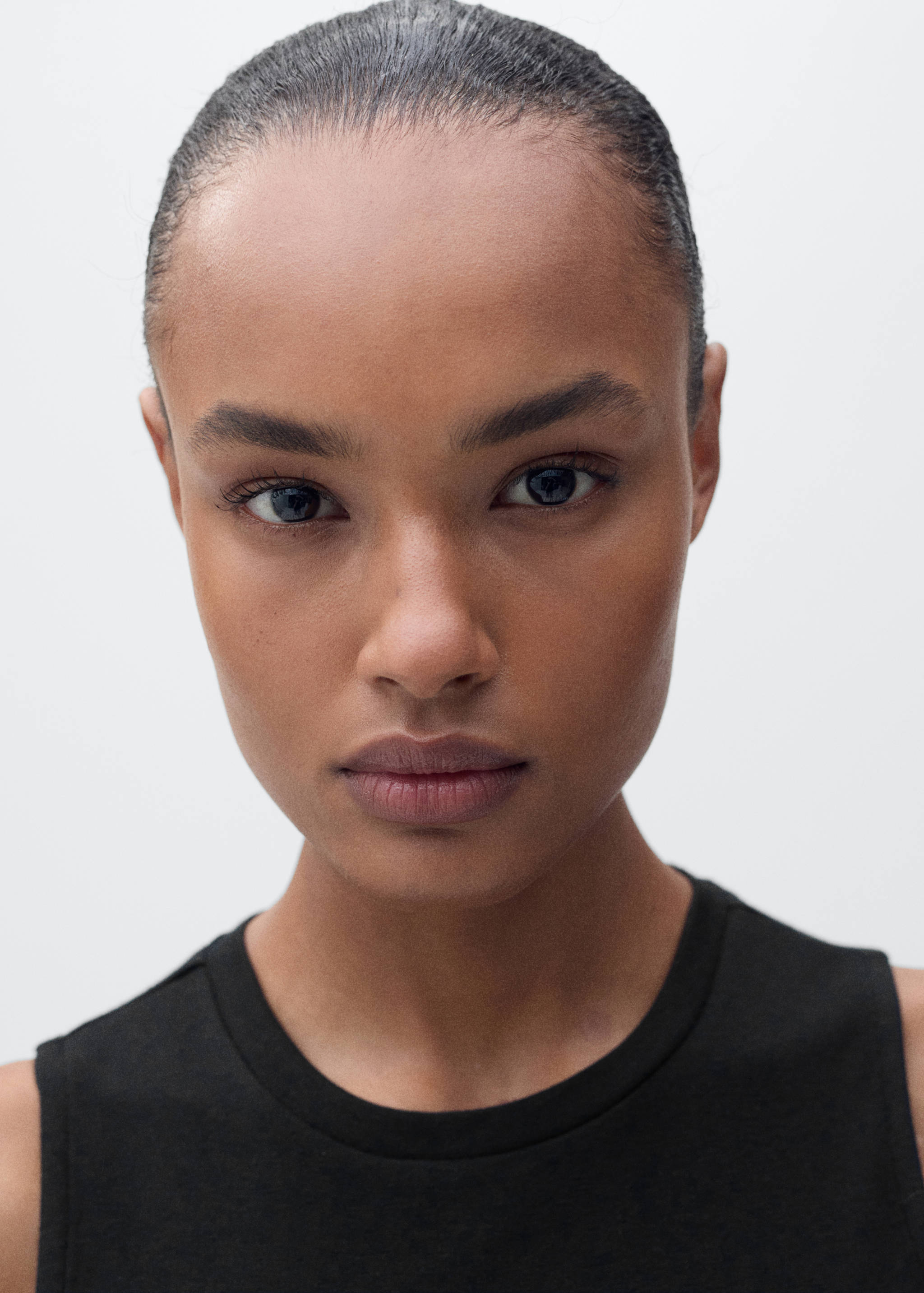 Cotton sleeveless cropped top - Details of the article 1