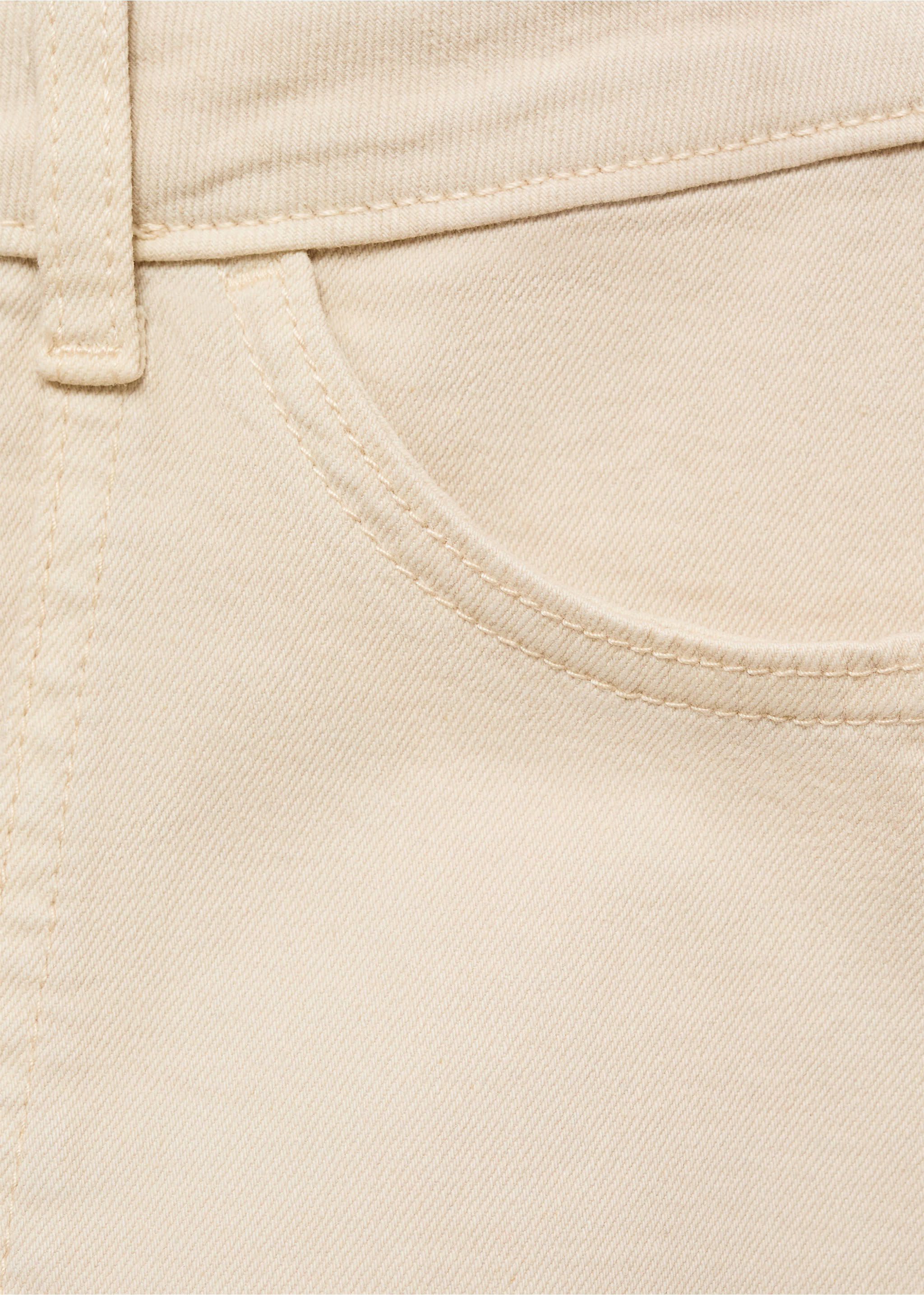 Denim shorts with pockets - Details of the article 8, Light/Pastel Grey. Ref: 87026347-00.