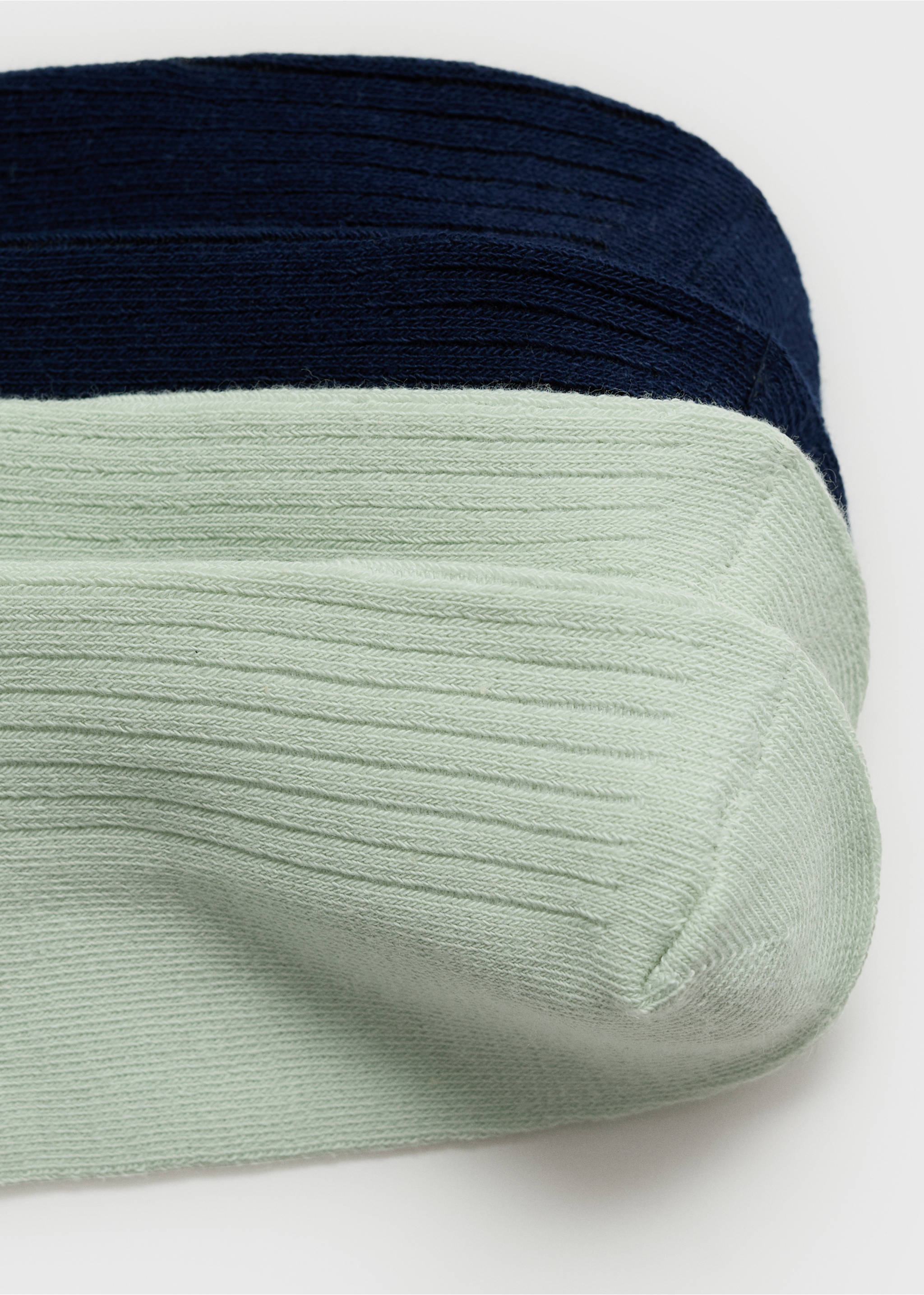 Close-up of ribbed knit kids socks in navy and sage green., Pastel Green. Ref: 87026348-00.