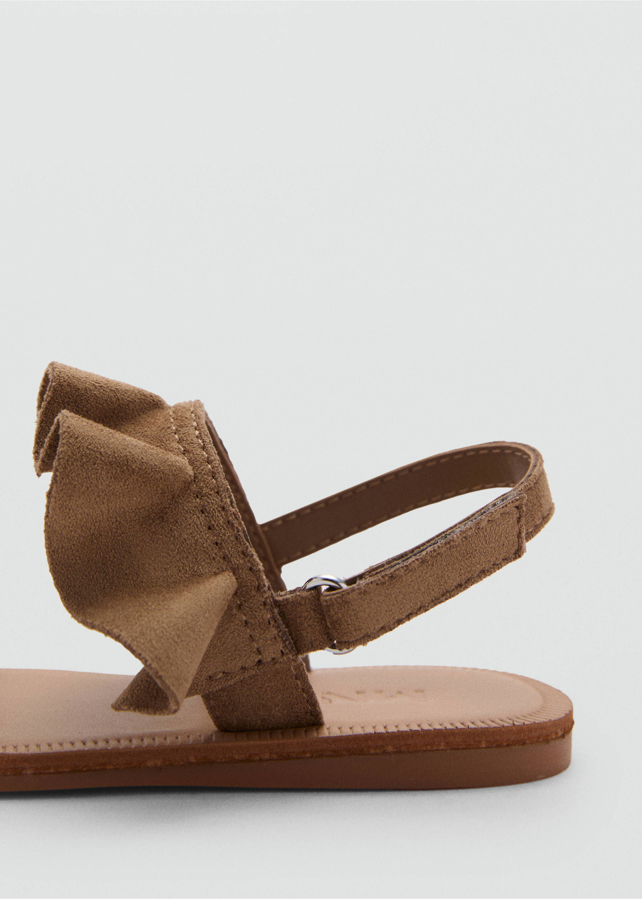 Sandale mit Riemen und Rüschen - Detail des Artikels 2, Mittelbraun. Ref: 87026362-00.