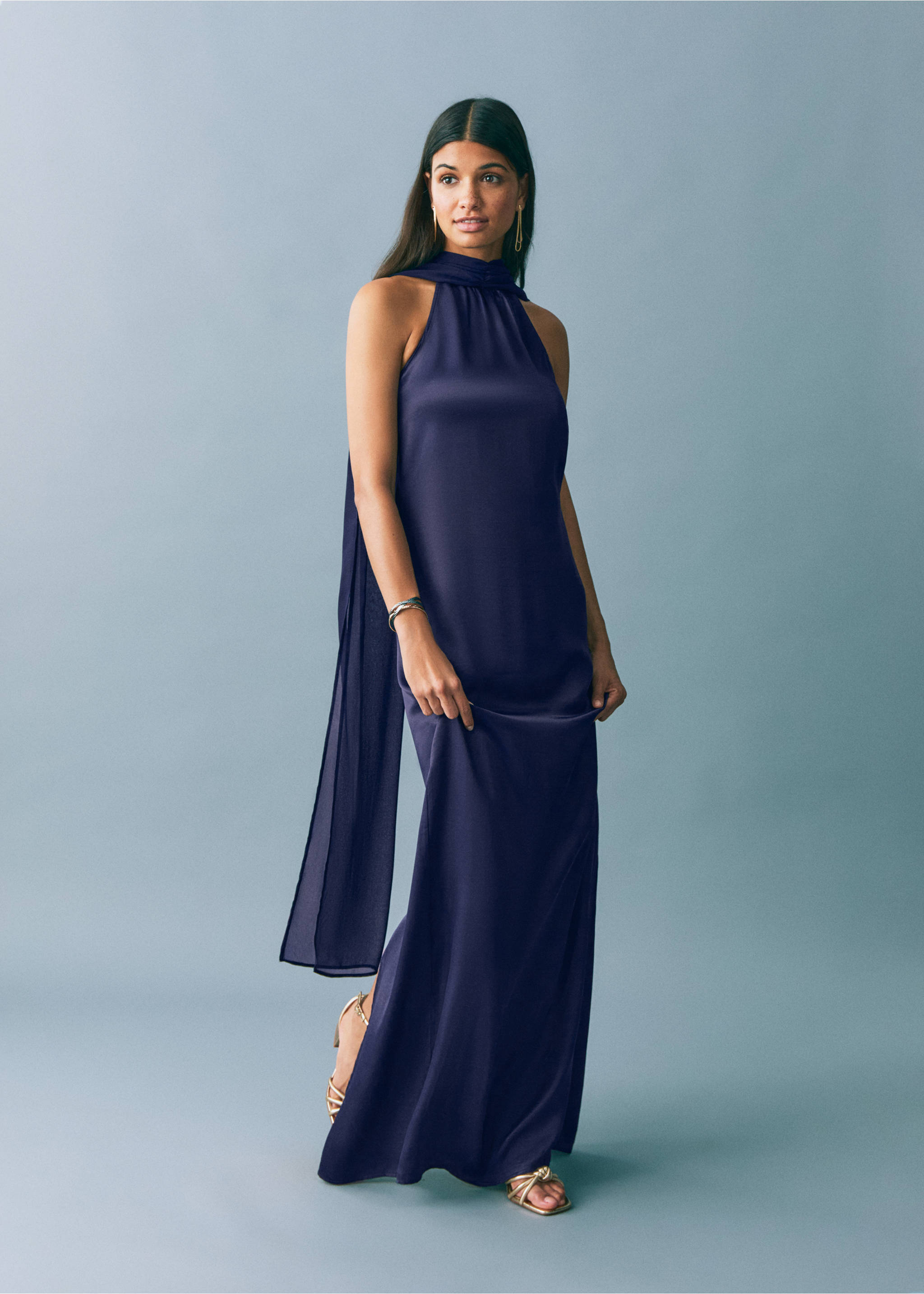 Satiniertes Neckholderkleid - Allgemeine Ansicht, Nachtblau. Ref: 87026365-00.