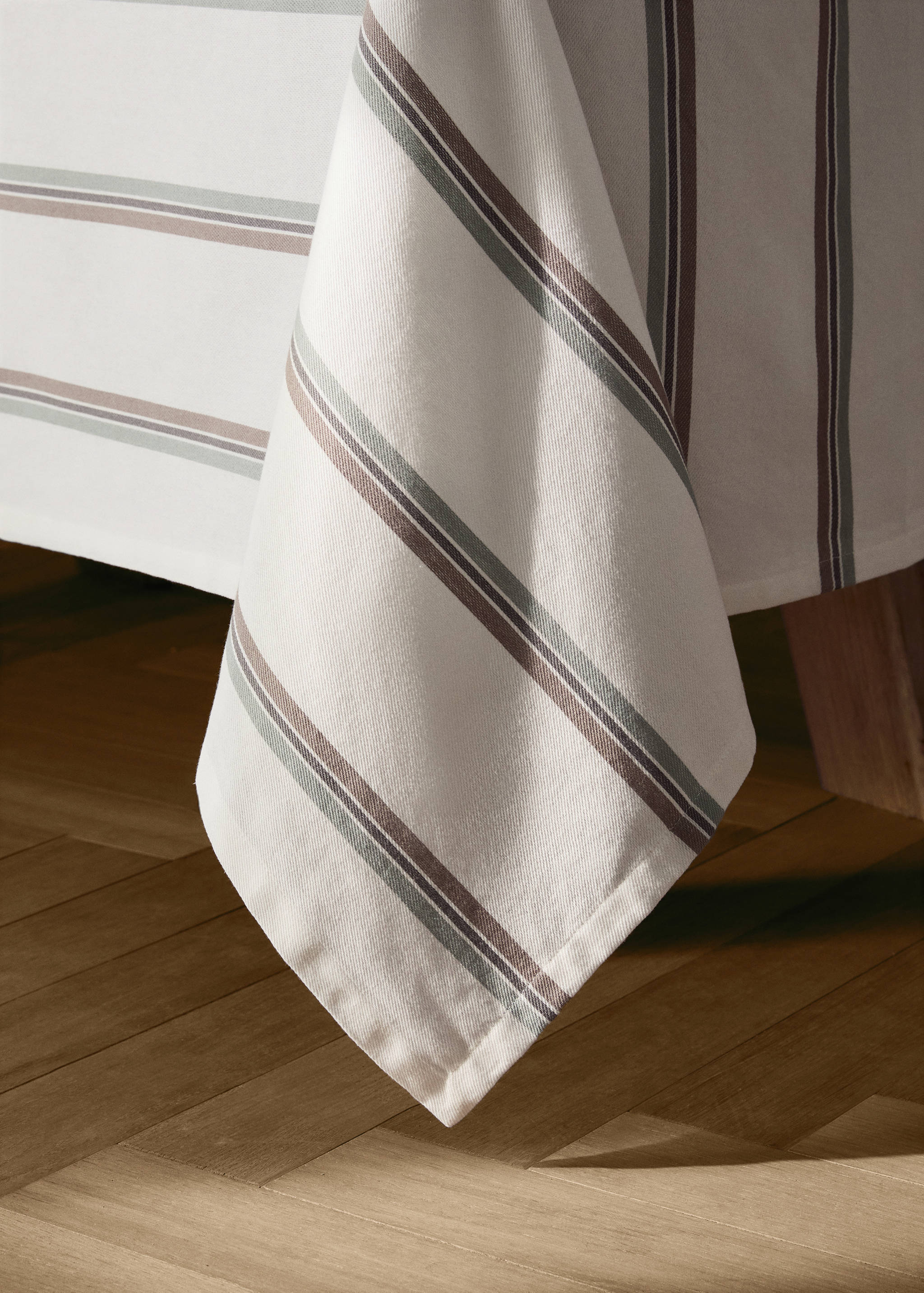 Tischdecke aus garngefärbter Baumwolle mit  Streifen für 2 bis 4 Tischgäste - Detail des Artikels 8