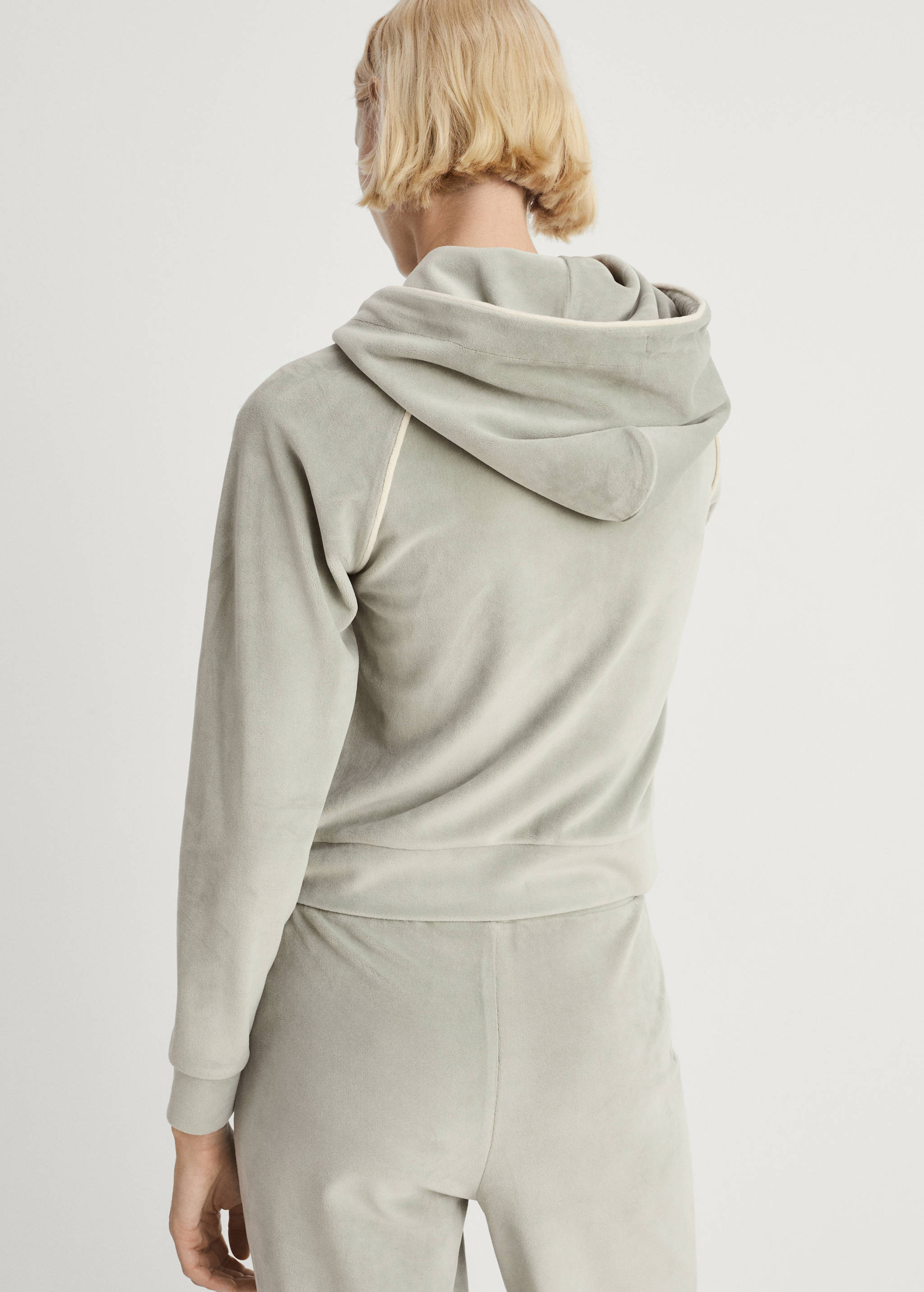 Velour sweatshirt with soft touch - Reverse of the article