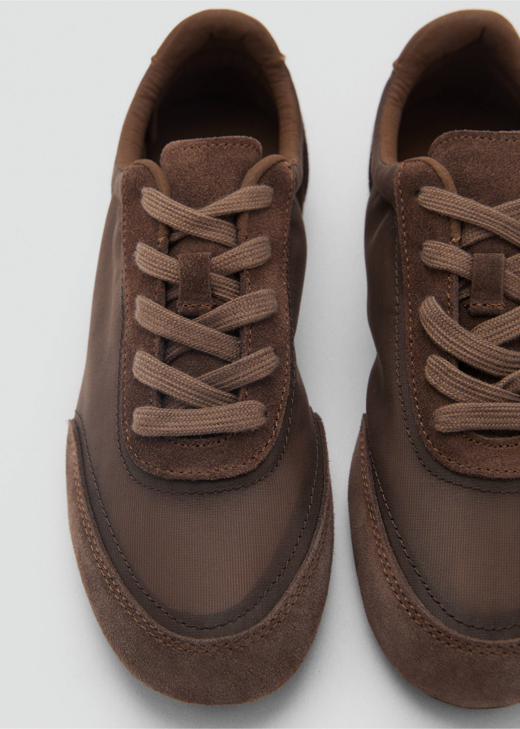 Lace-up suede sneakers - Details of the article 2, Chocolate. Ref: 87026711-00.