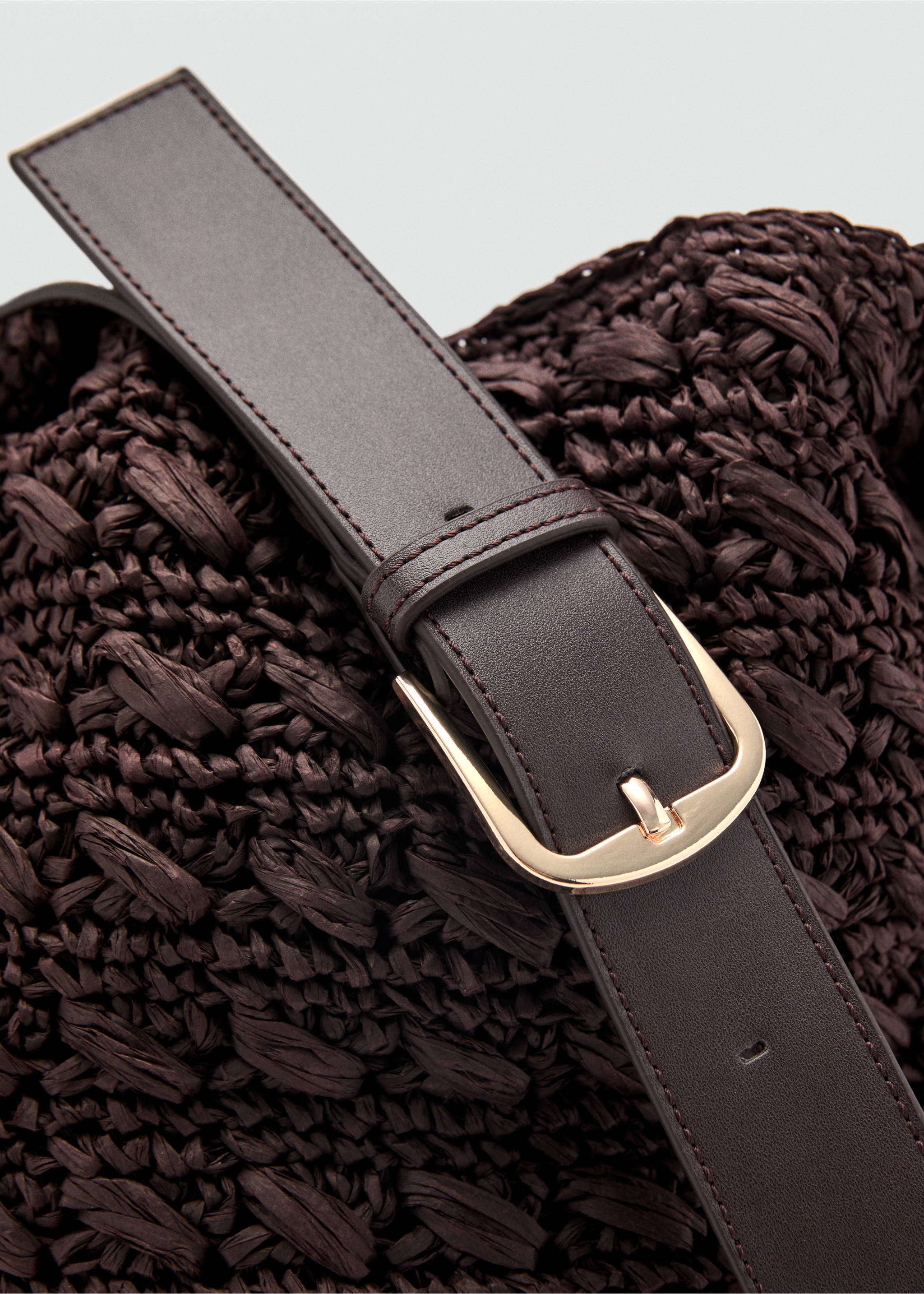 Bolso hombro fibra natural - Detalle del artículo 3, Chocolate. Ref: 87027162-00.