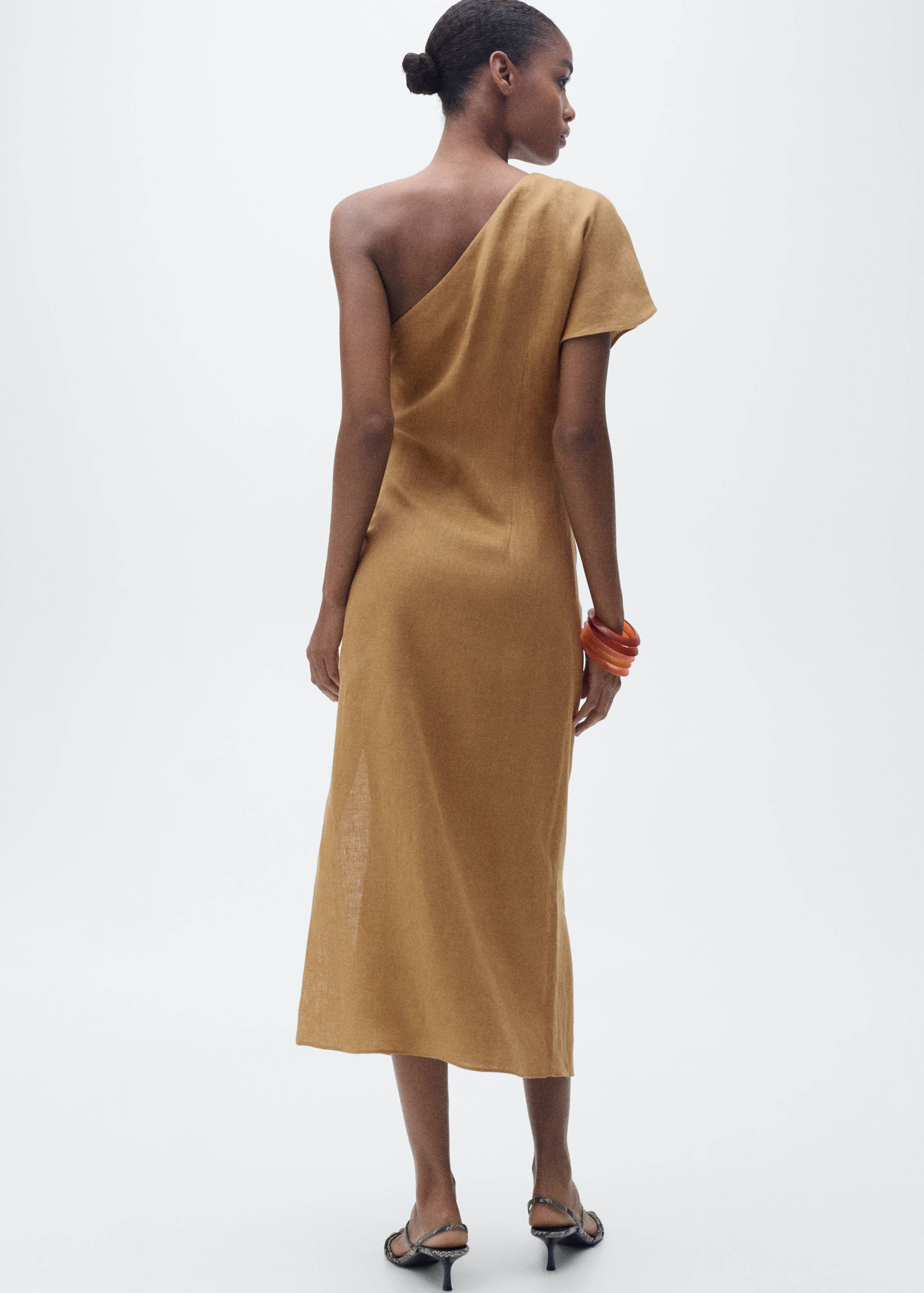 Asymmetrical linen dress - Reverse of the article