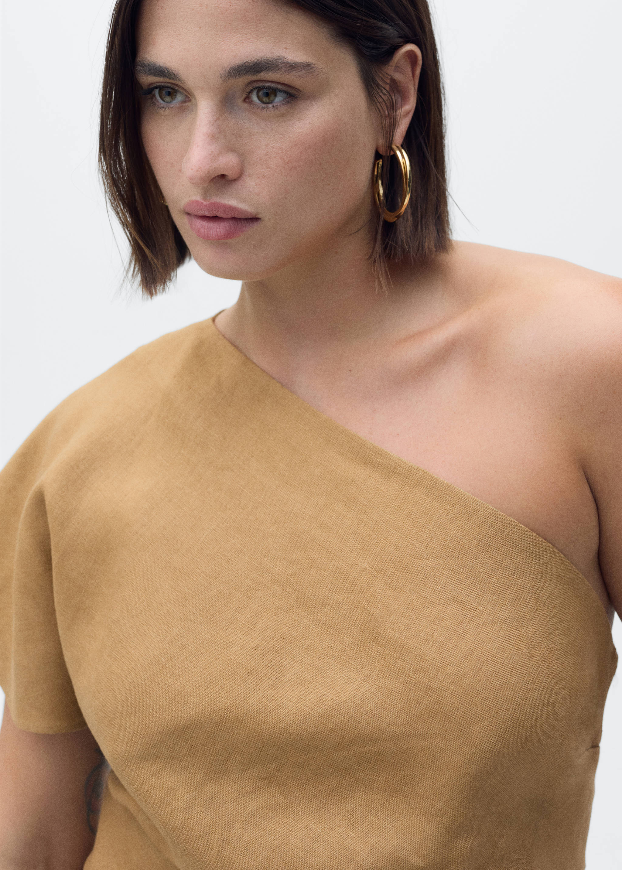 Asymmetrical linen dress - Details of the article 4