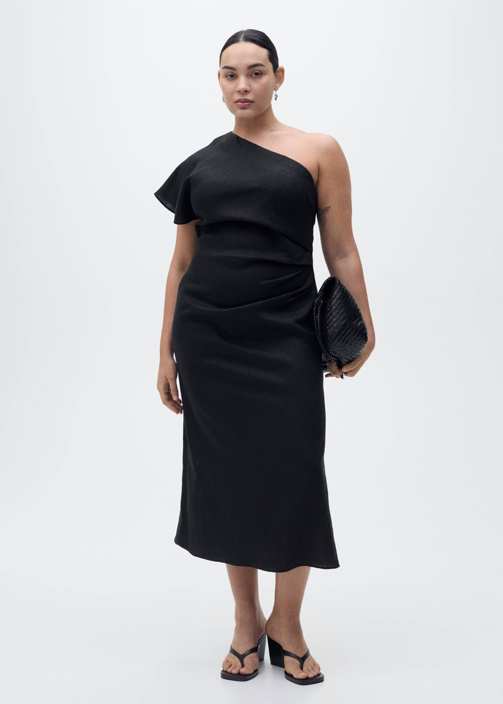 Asymmetrical linen dress - Details of the article 3