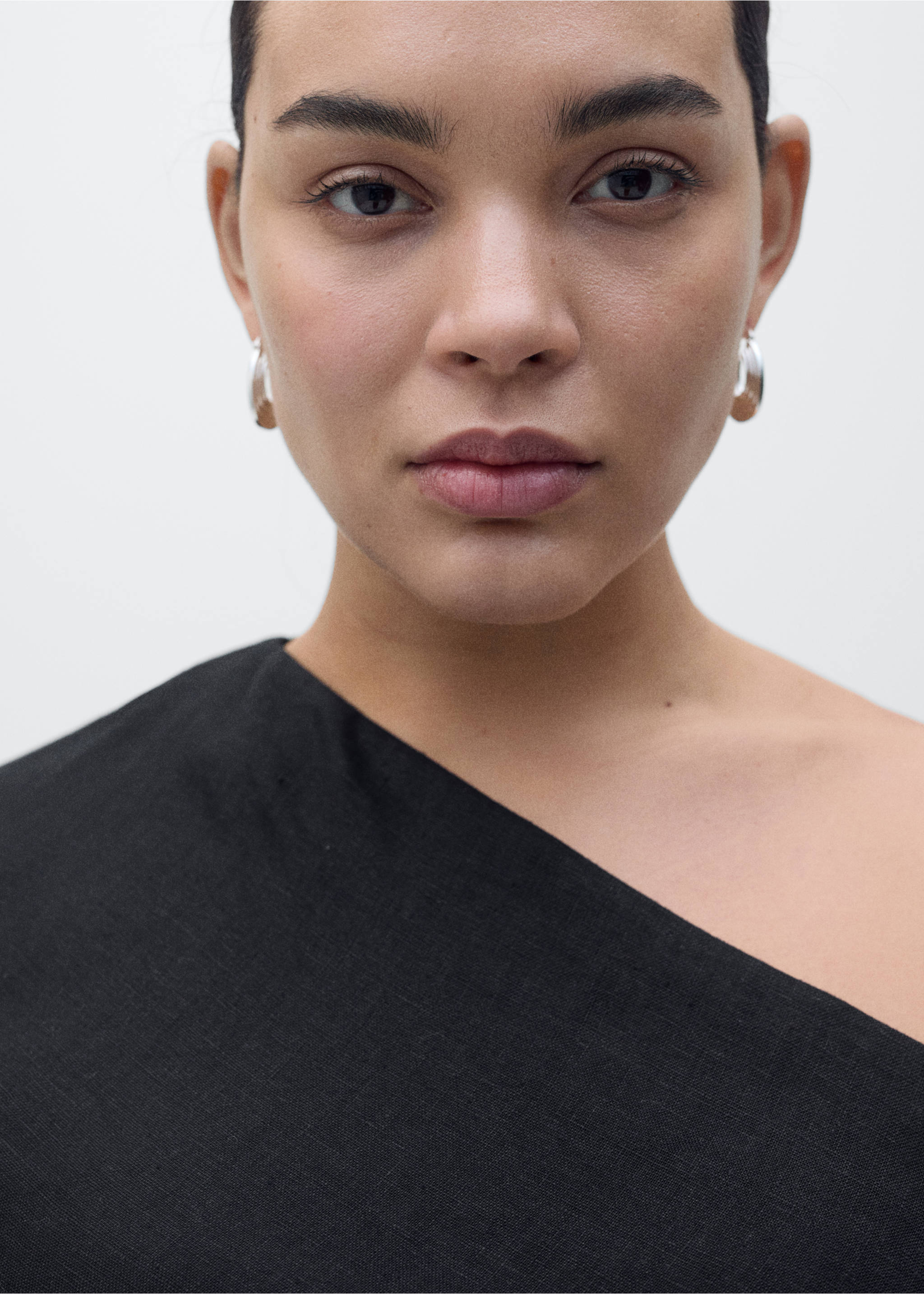 Asymmetrical linen dress - Details of the article 4, Black. Ref: 87027165-00.