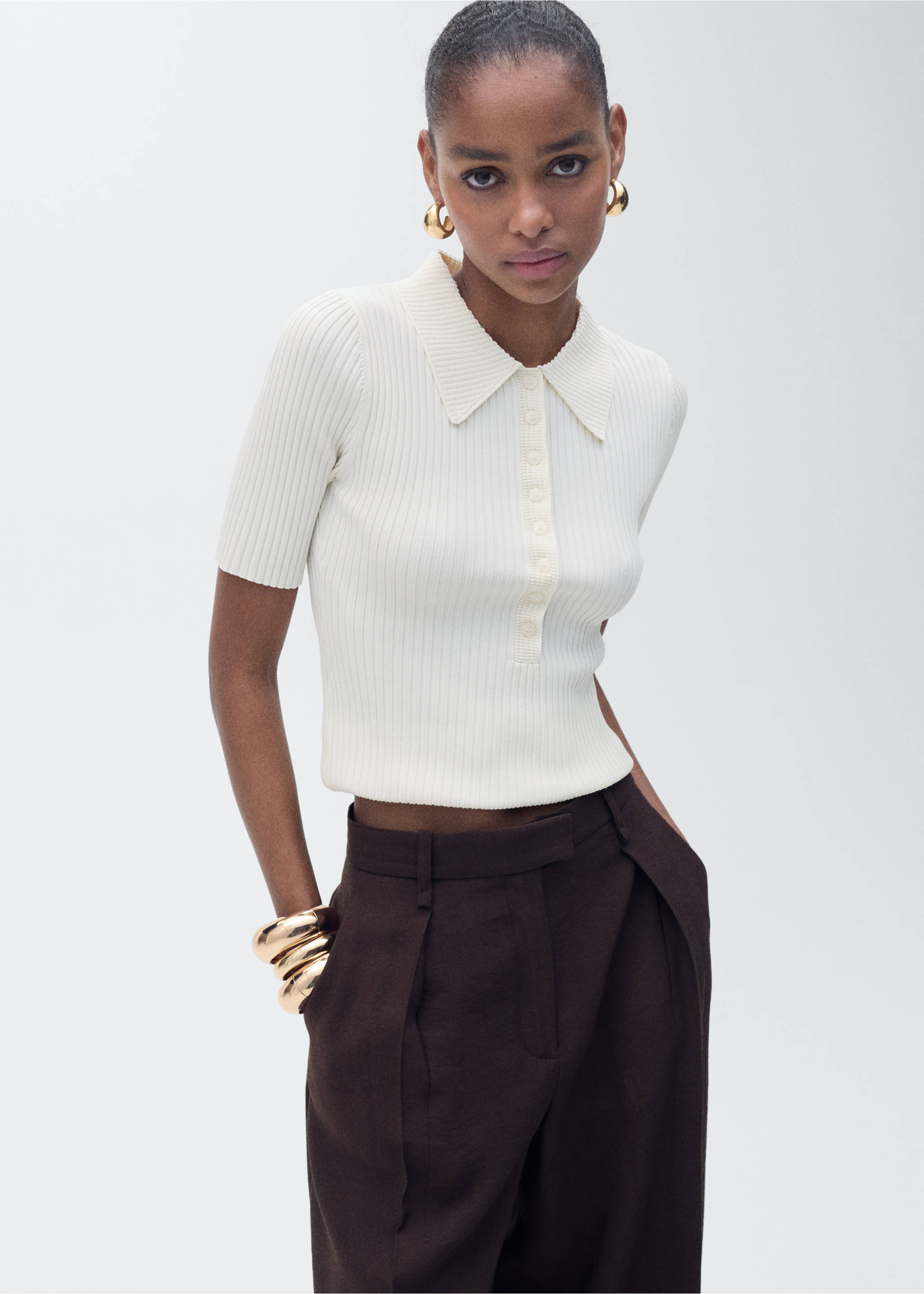 Ribbed polo-neck sweater - Medium plane, Ecru. Ref: 87027172-00.