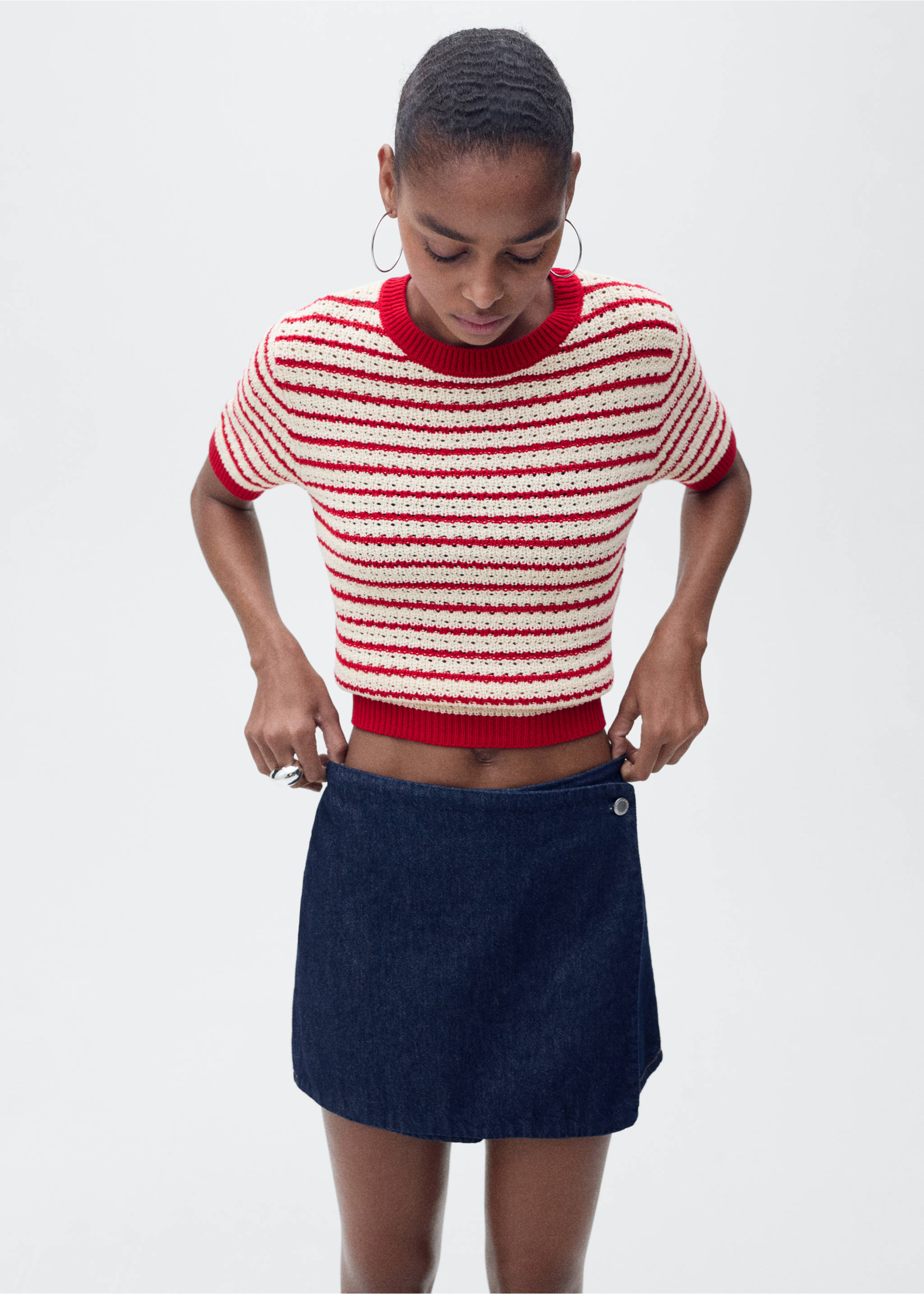Striped short-sleeved crochet sweater - Details of the article 1, Red. Ref: 87027173-00.