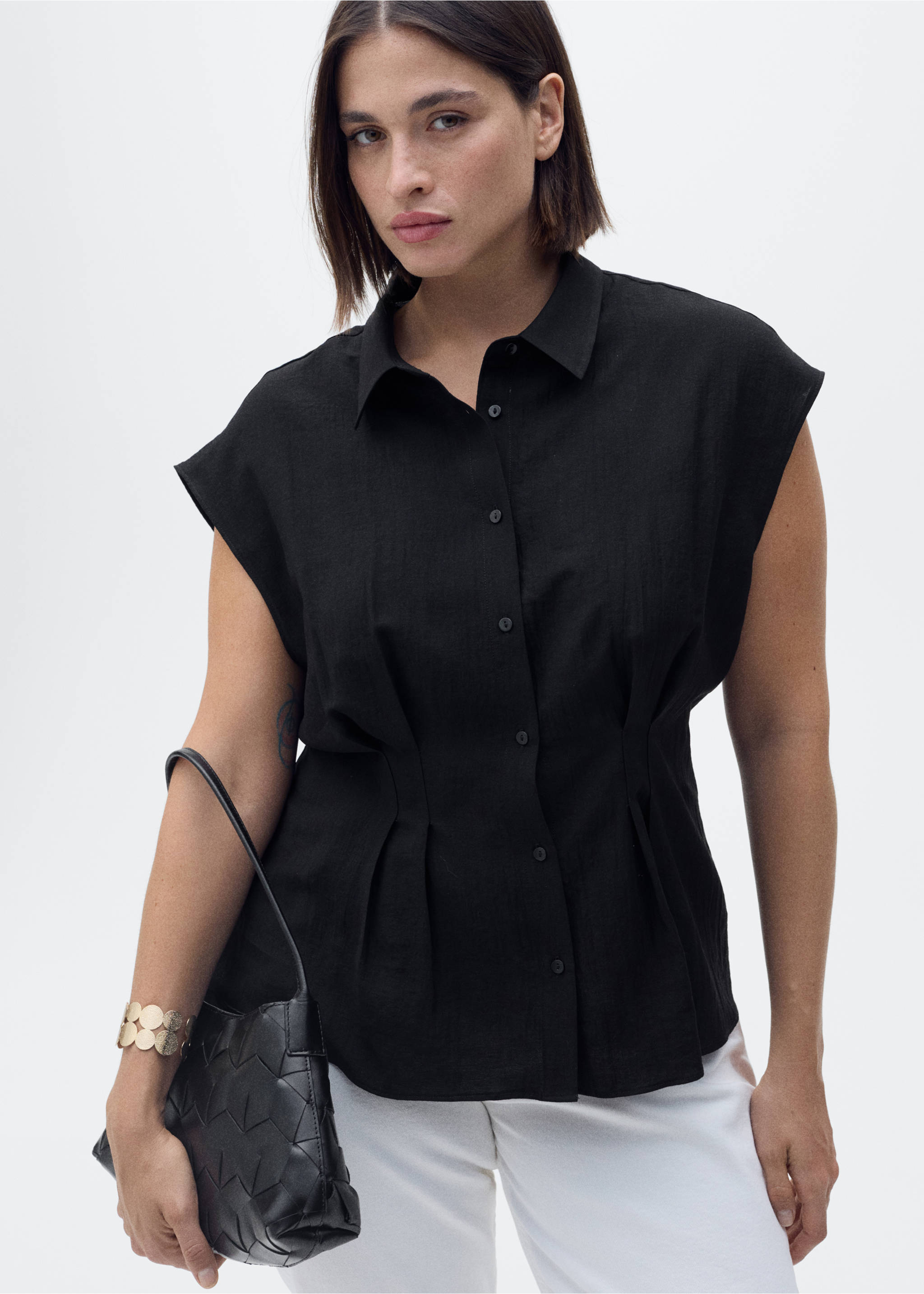 Chemise pinces manches courtes - Détail de l'article 5, Noir. Ref: 87027180-00.