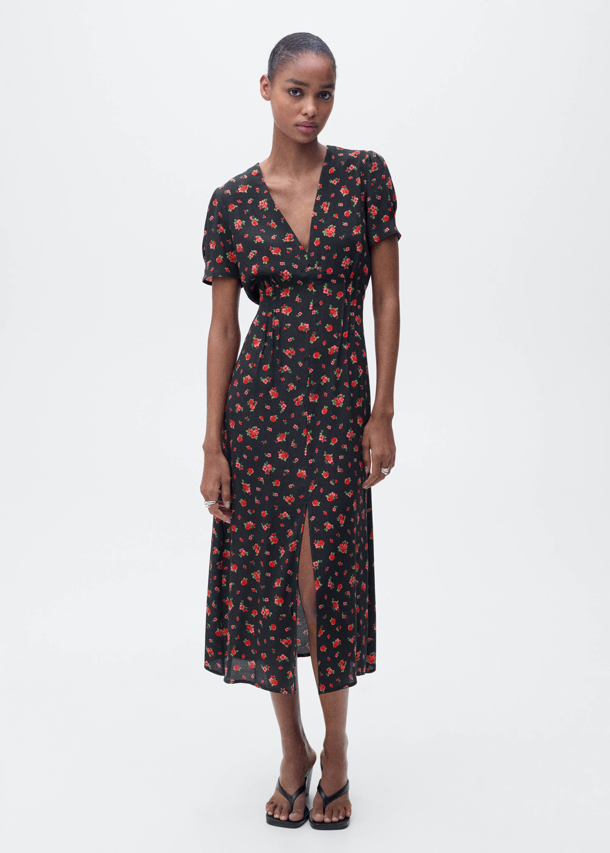 Vestido midi floral - Plano general