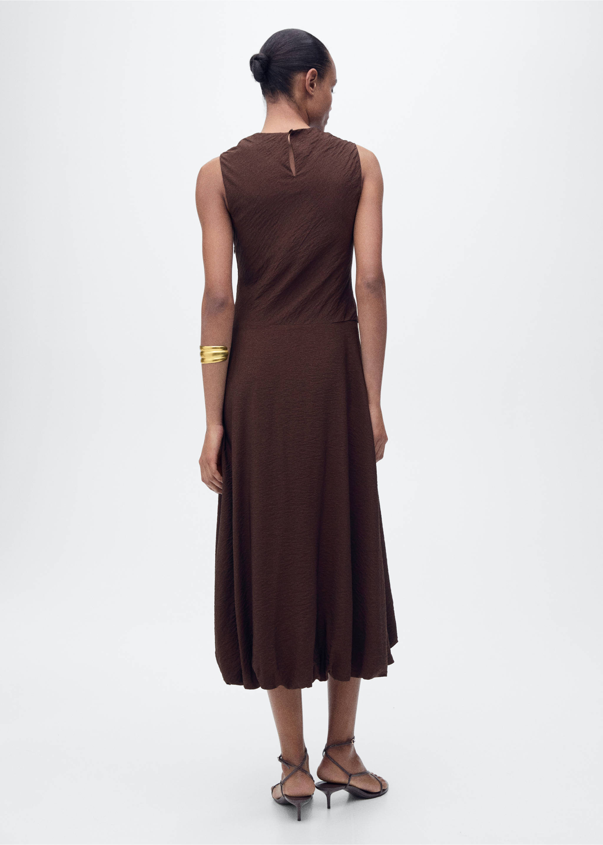 Robe midi manches bouffantes - Verso de l’article, Chocolat. Ref: 87027185-00.