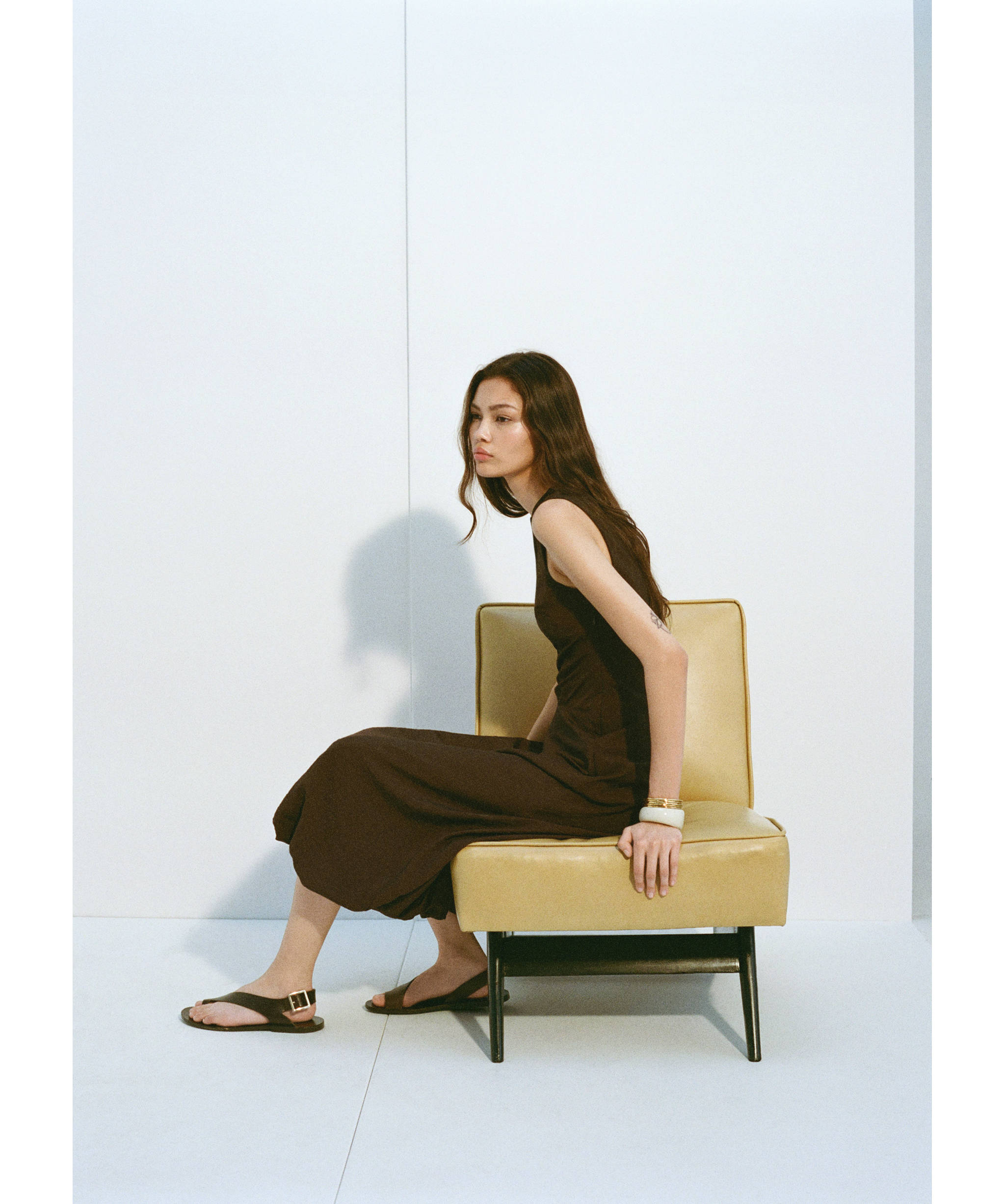 Midi-dress with puffed hem - Details of the article 3