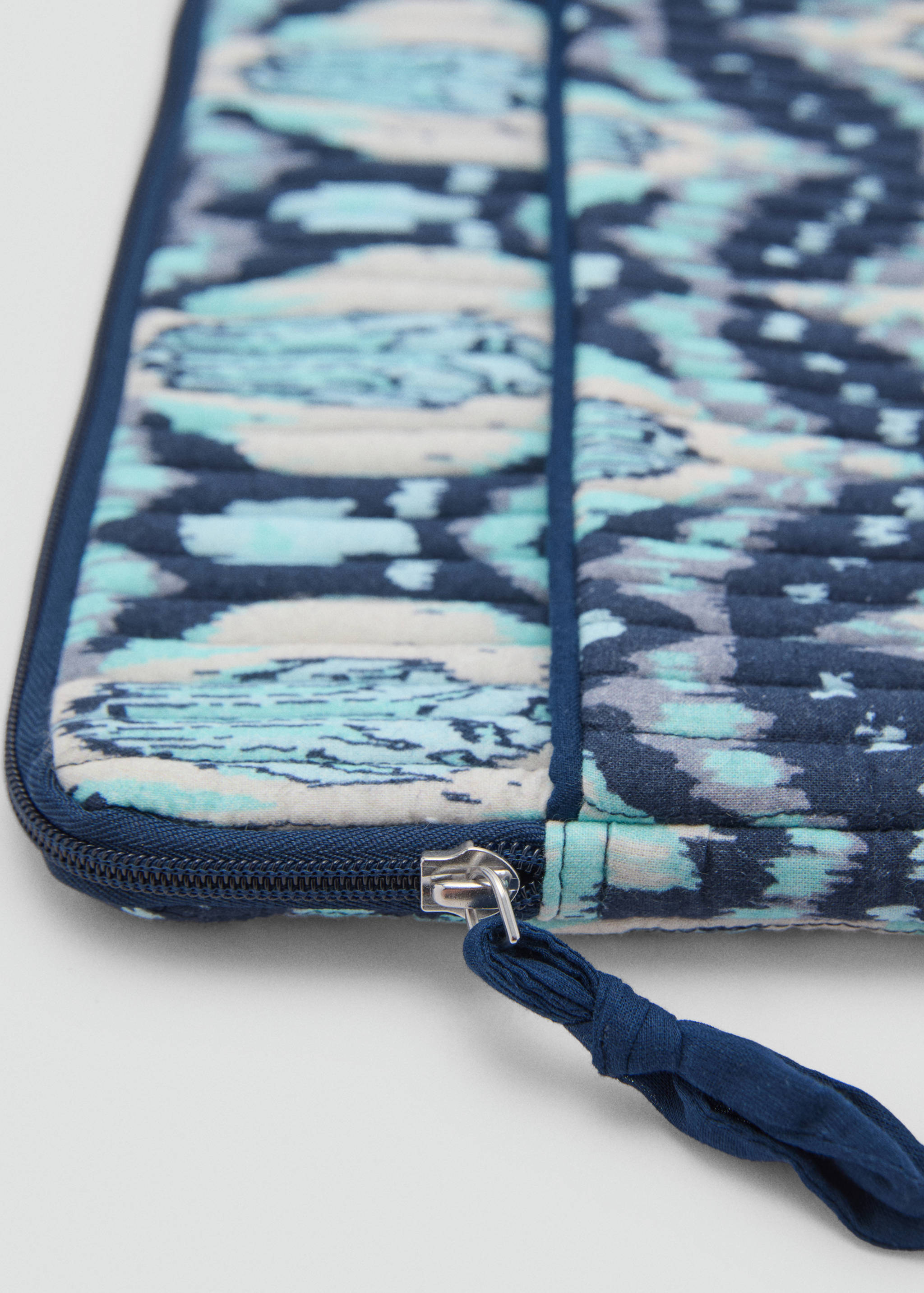 Funda portátil estampada - Detalle del artículo 1