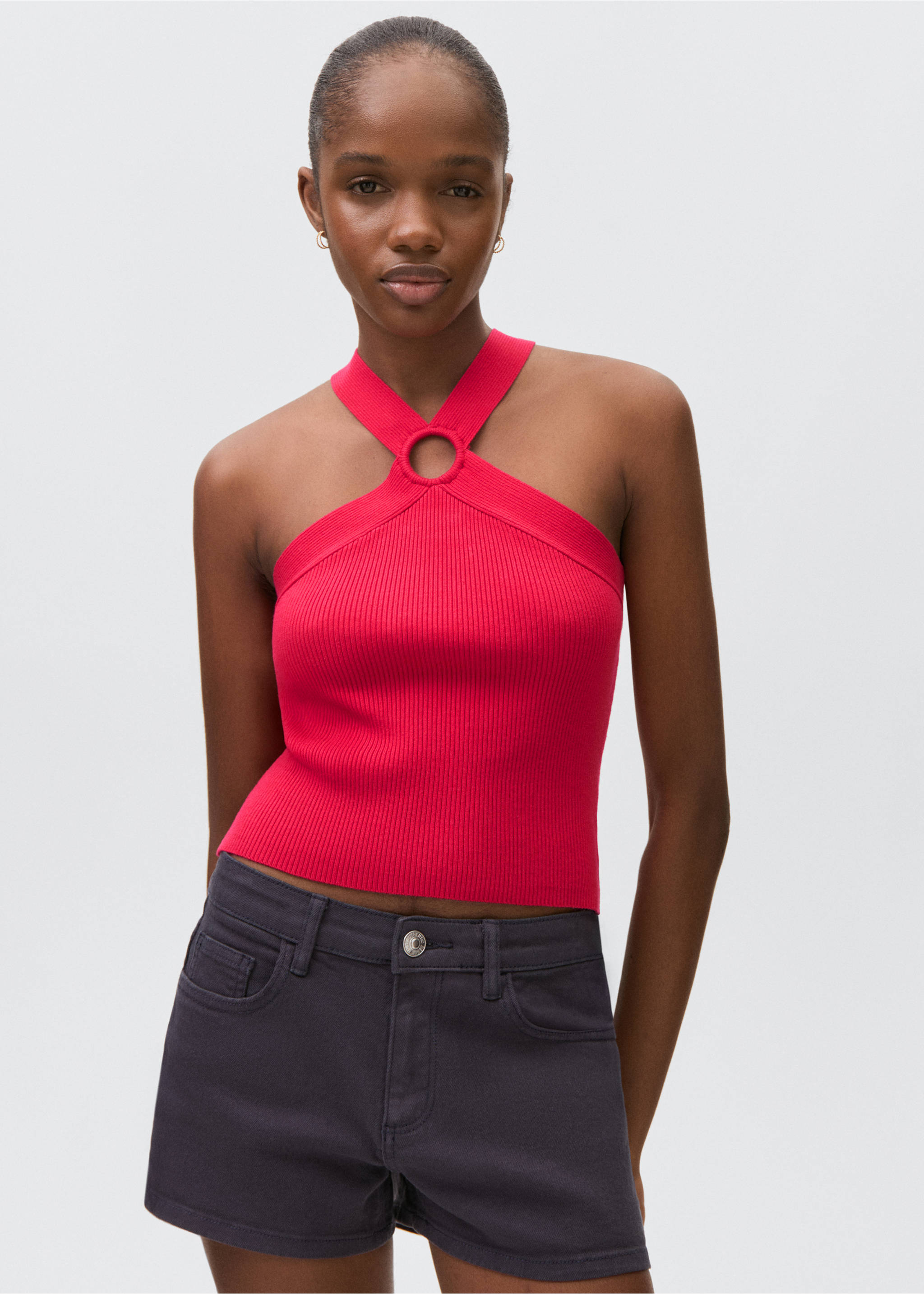 Top punto cuello halter - Plano medio, Fresa. Ref: 87027690-00.