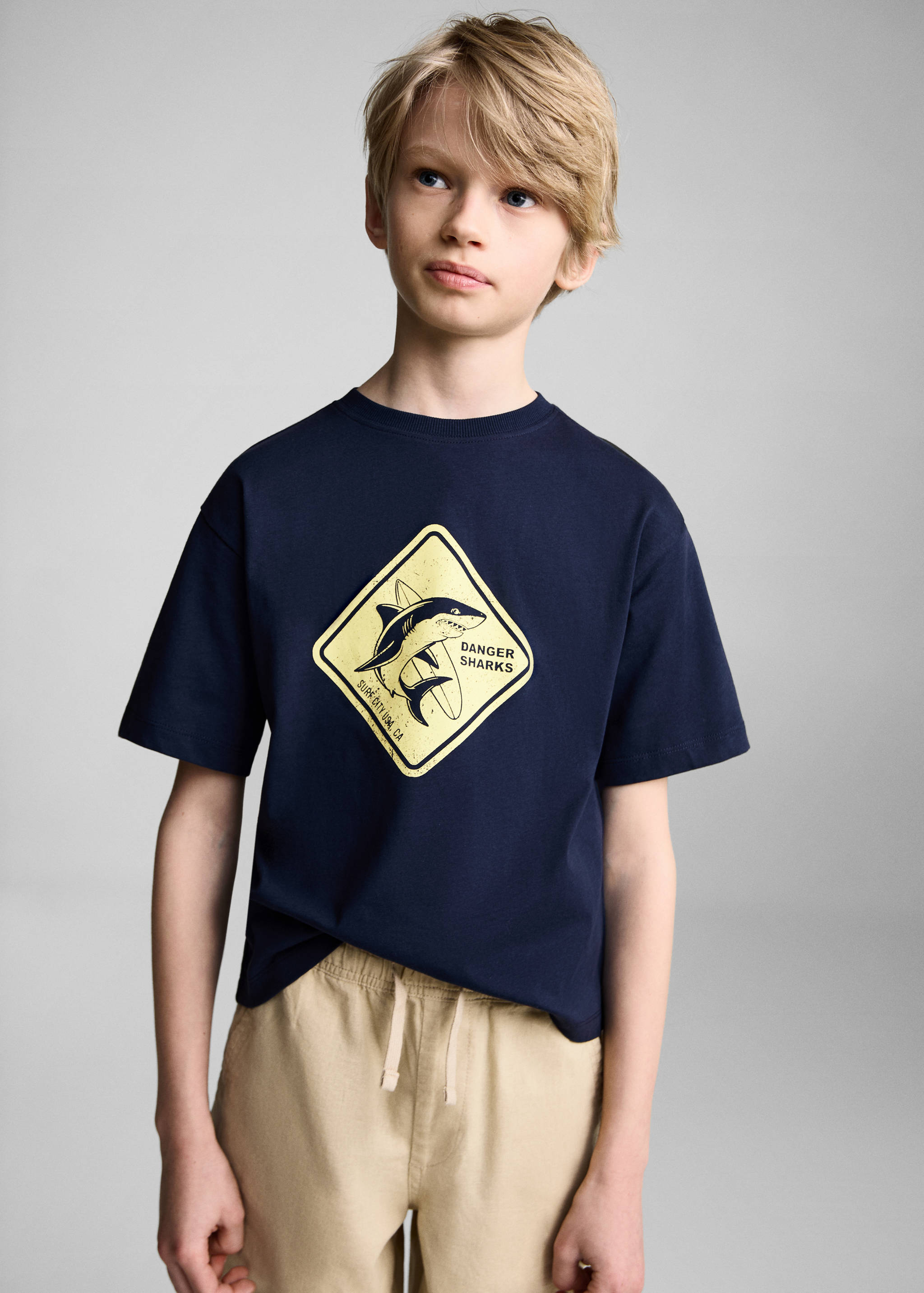 Kurzärmliges Print-T-Shirt - Mittlere Ansicht